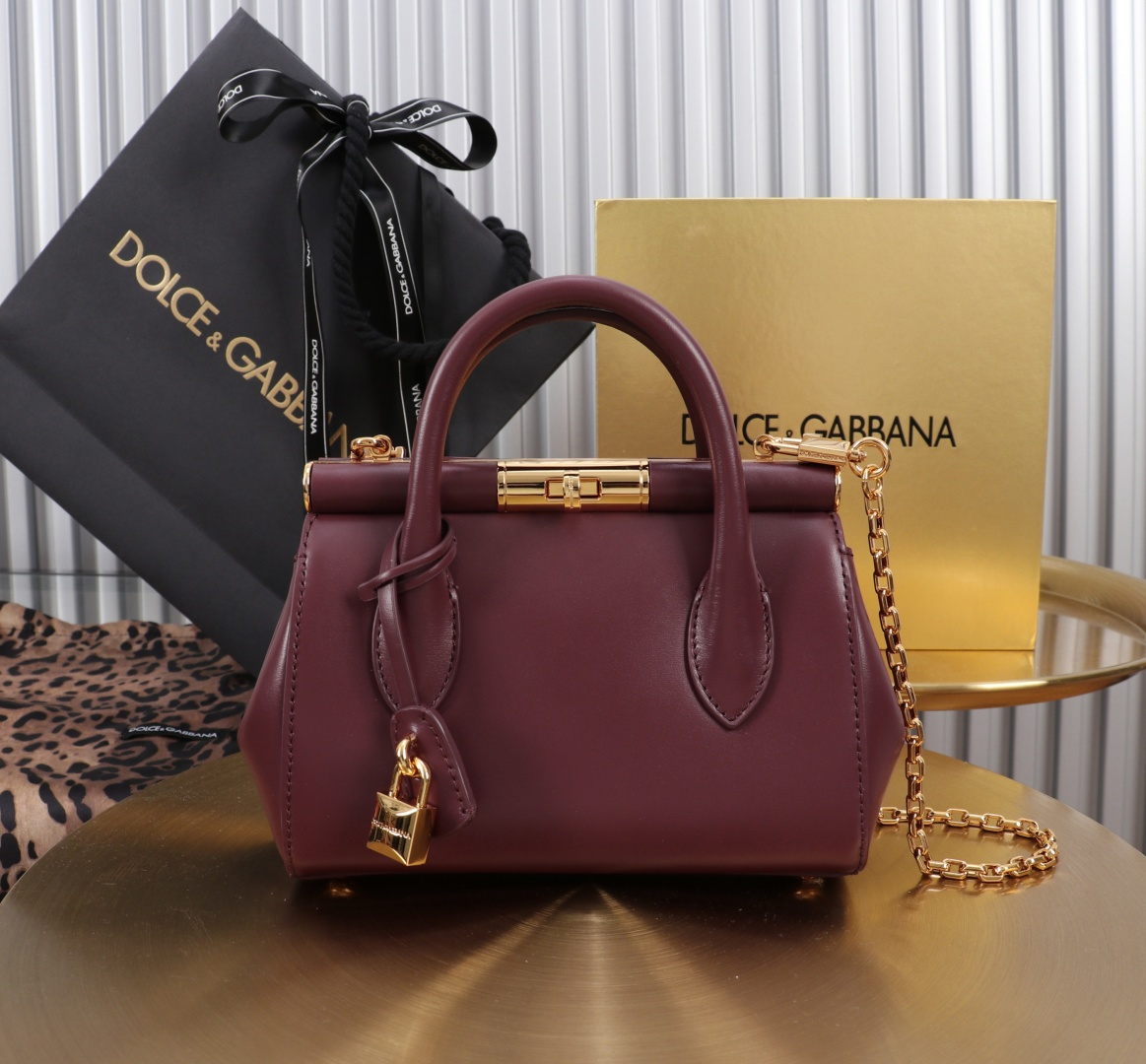 [TOP] Dolce & Gabbana D&G Marlene Bag Calfskin 19x13.5x7cm - Dark Red - 711 Luxury
