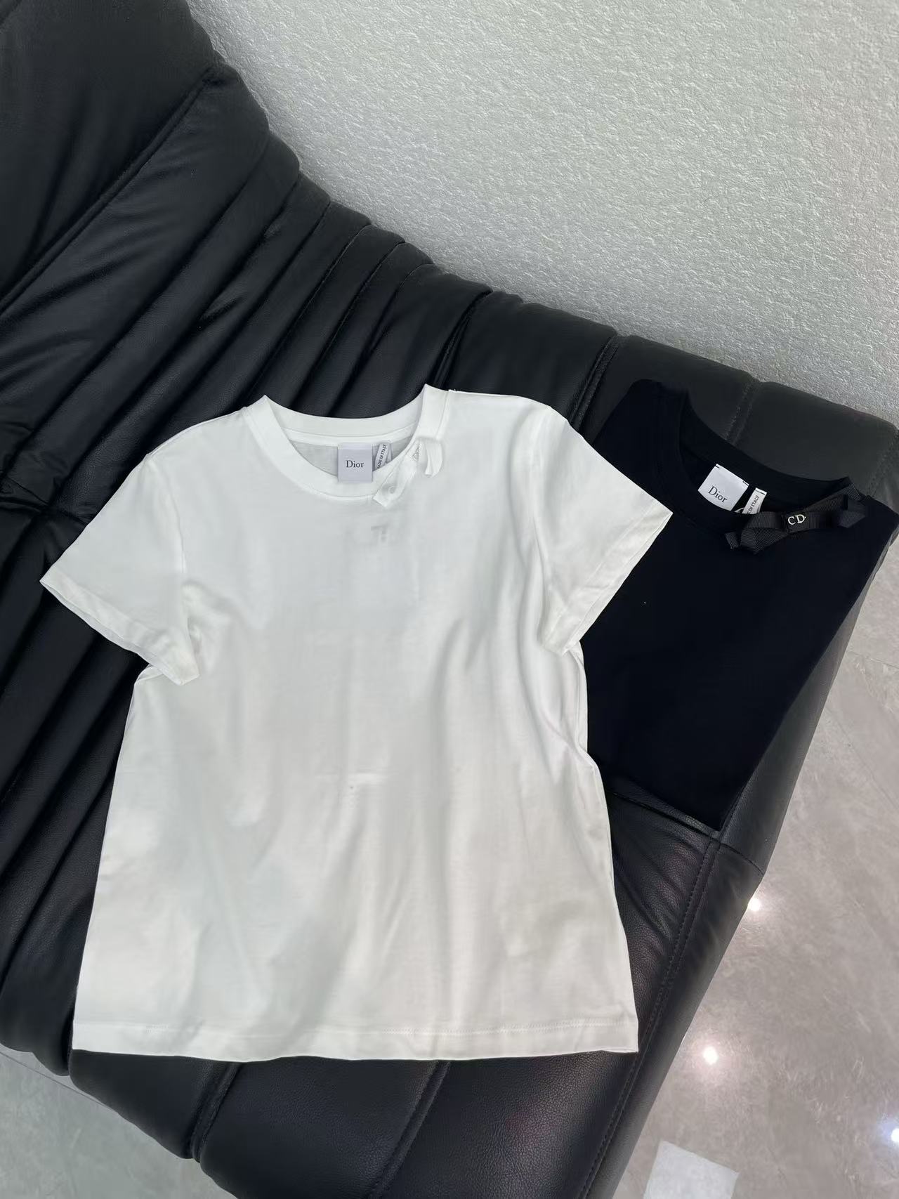 [TOP] Christian Dior Short Sleeve T-shirt - 2 Colors - 711 Luxury