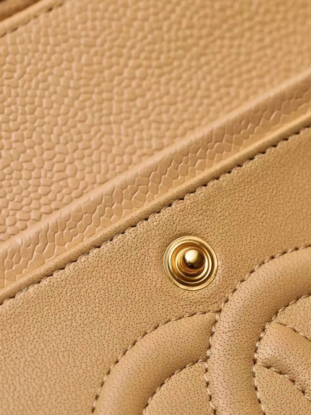 [TOP] CHANEL Classic Flap Bag 23cm - Apricot & GHW