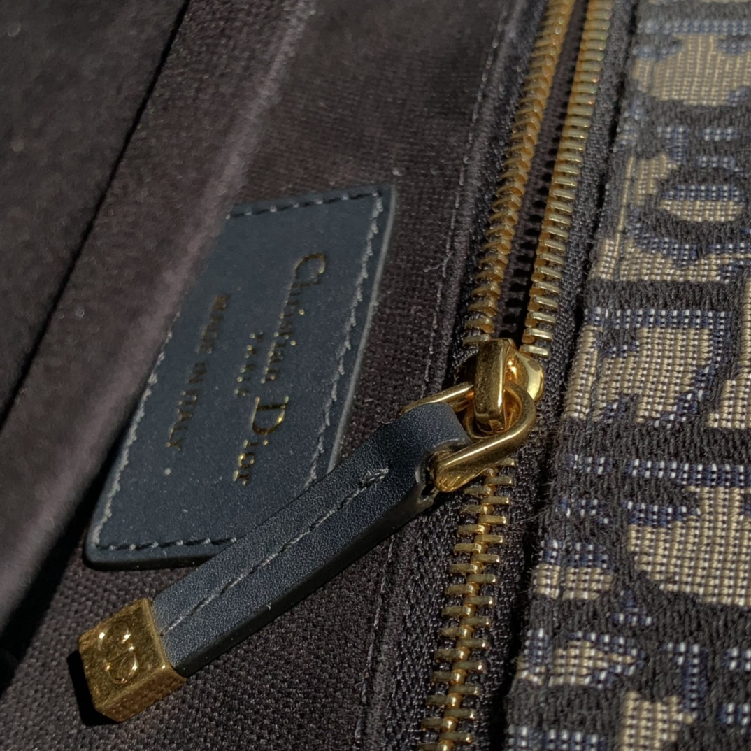 [TOP] Christian Dior Montaigne Bag with Chain 25x16.5x8cm - Navy Blue