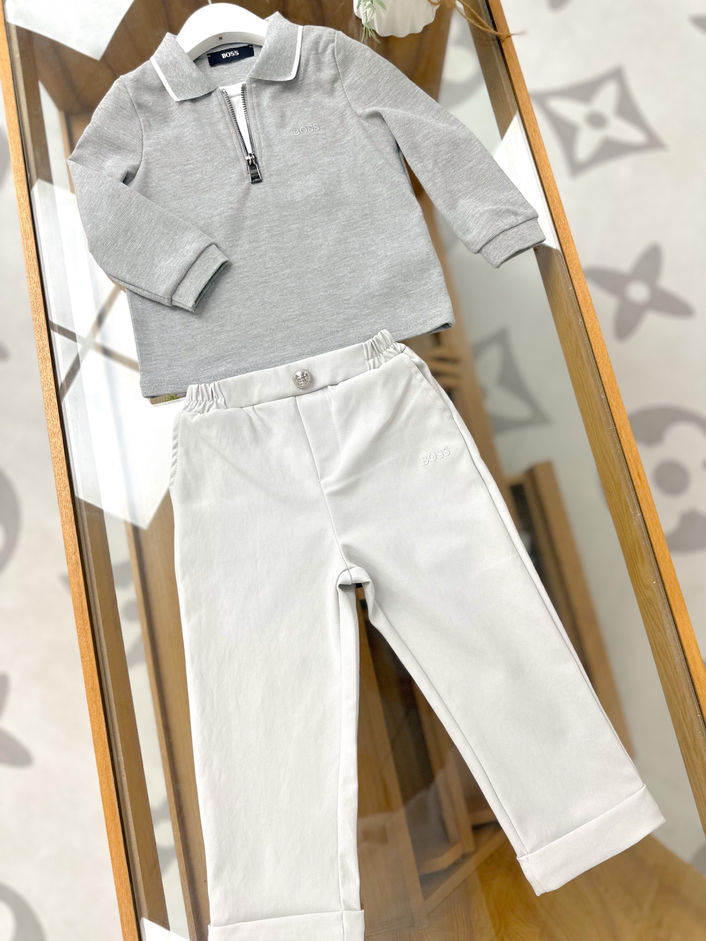 Boss Kids 2026 Autumn Two Piece Outfit Boys Half Zip Polo Long Sleeve Top Cuffed Casual Pants Soft Fabric Daily Matching Set Size 90-150