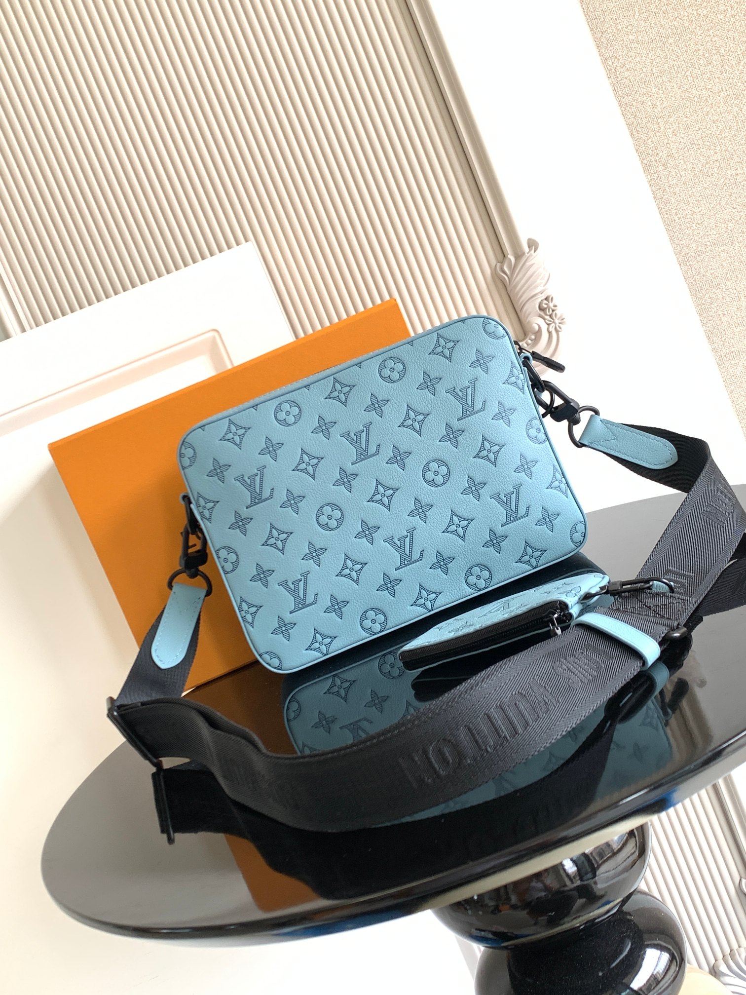 [TOP] Louis Vuitton LV Trio Messenger Bag 25x18.5x7cm - Blue
