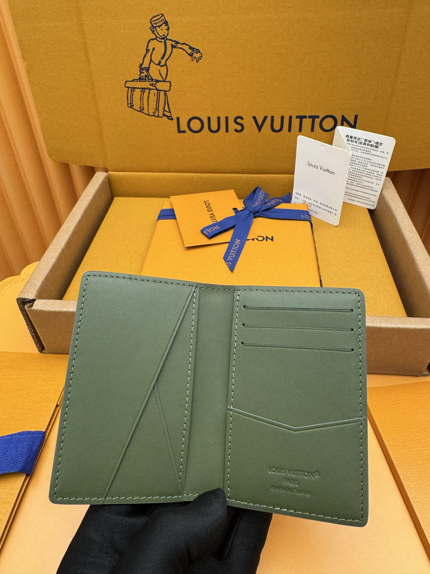 [TOP] Louis Vuitton LV Aerogram Wallet Cowhide 7.5x11.1x1cm - Dark Green - 711 Luxury