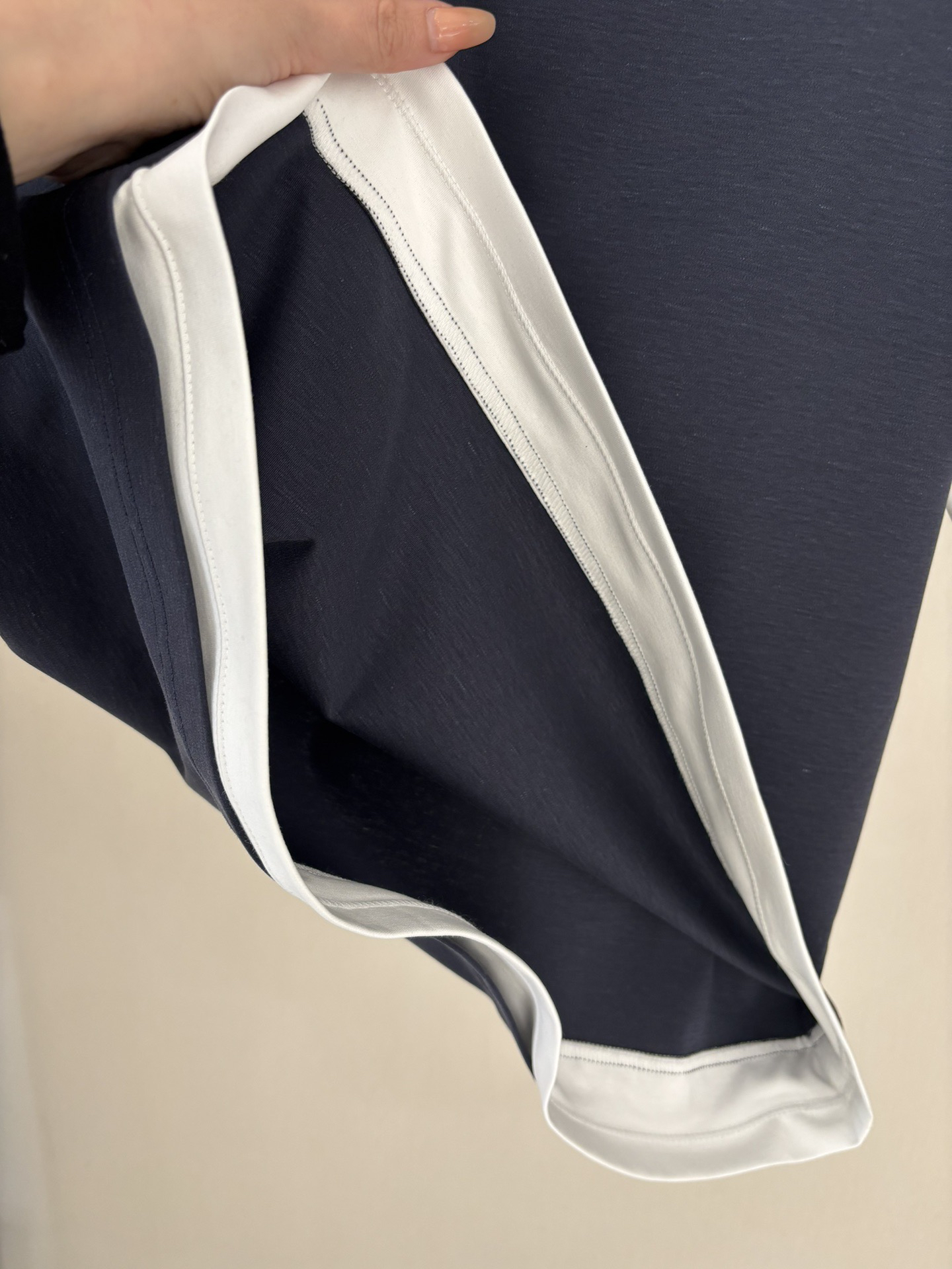 [TOP] PRADA  T-shirt -2 Colors