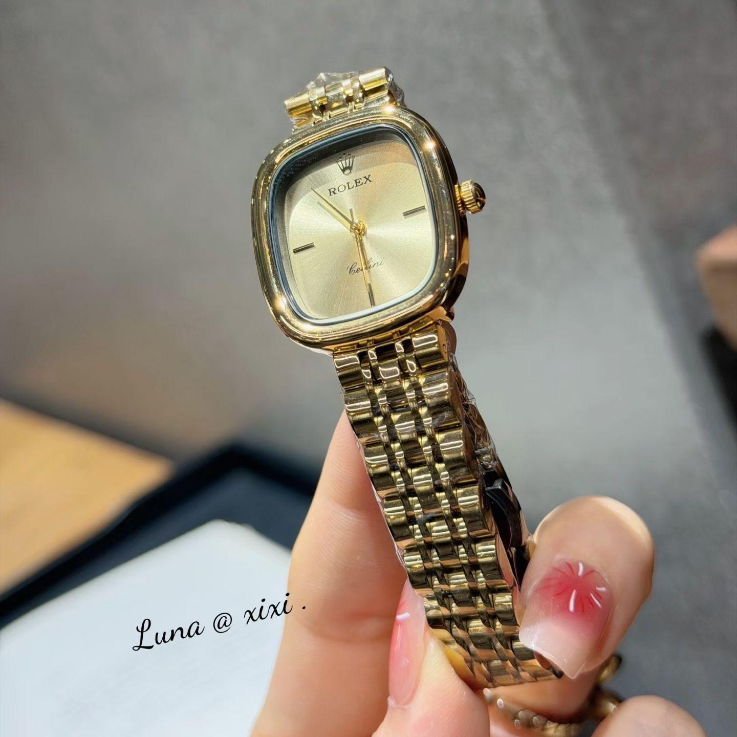 ROLEX Women Quartz Watch (32mm)