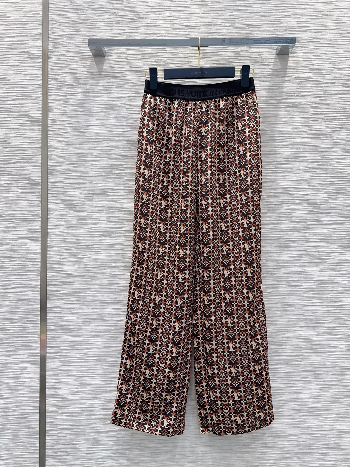 [TOP] Louis Vuitton LV Pants - Brown