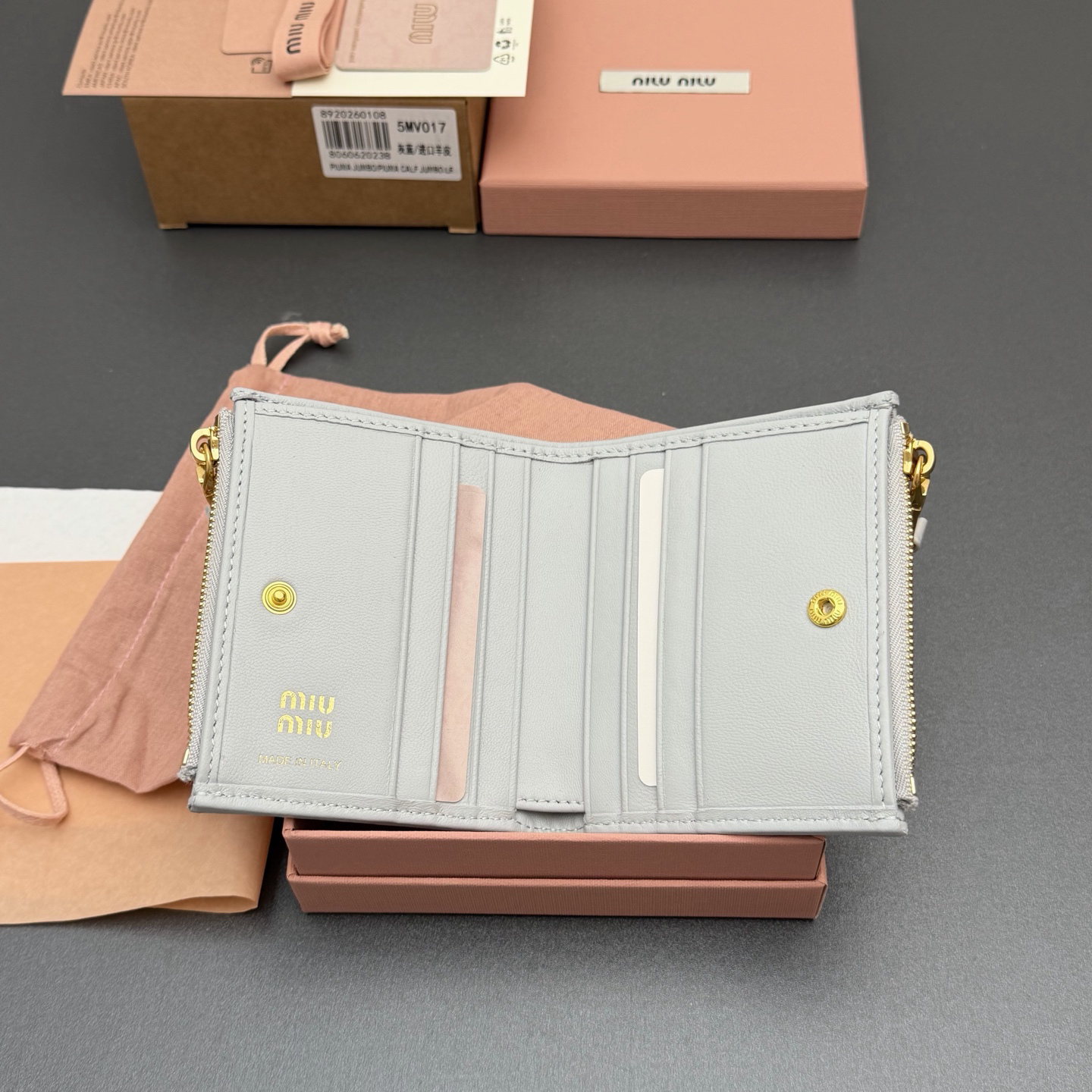 [TOP] Miu Miu  Wallet 11 x 9.2cm - Grey