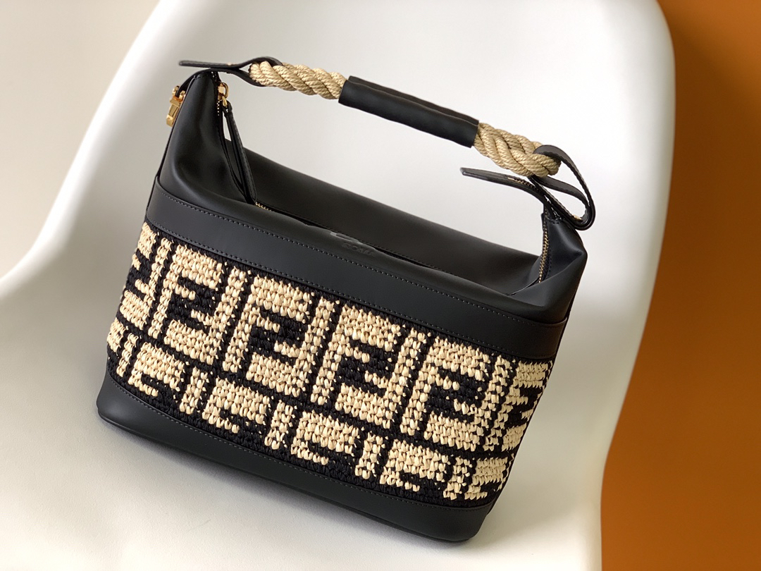 [TOP] FENDI FF Handle Bag 27-18-26cm - Black - 711 Luxury