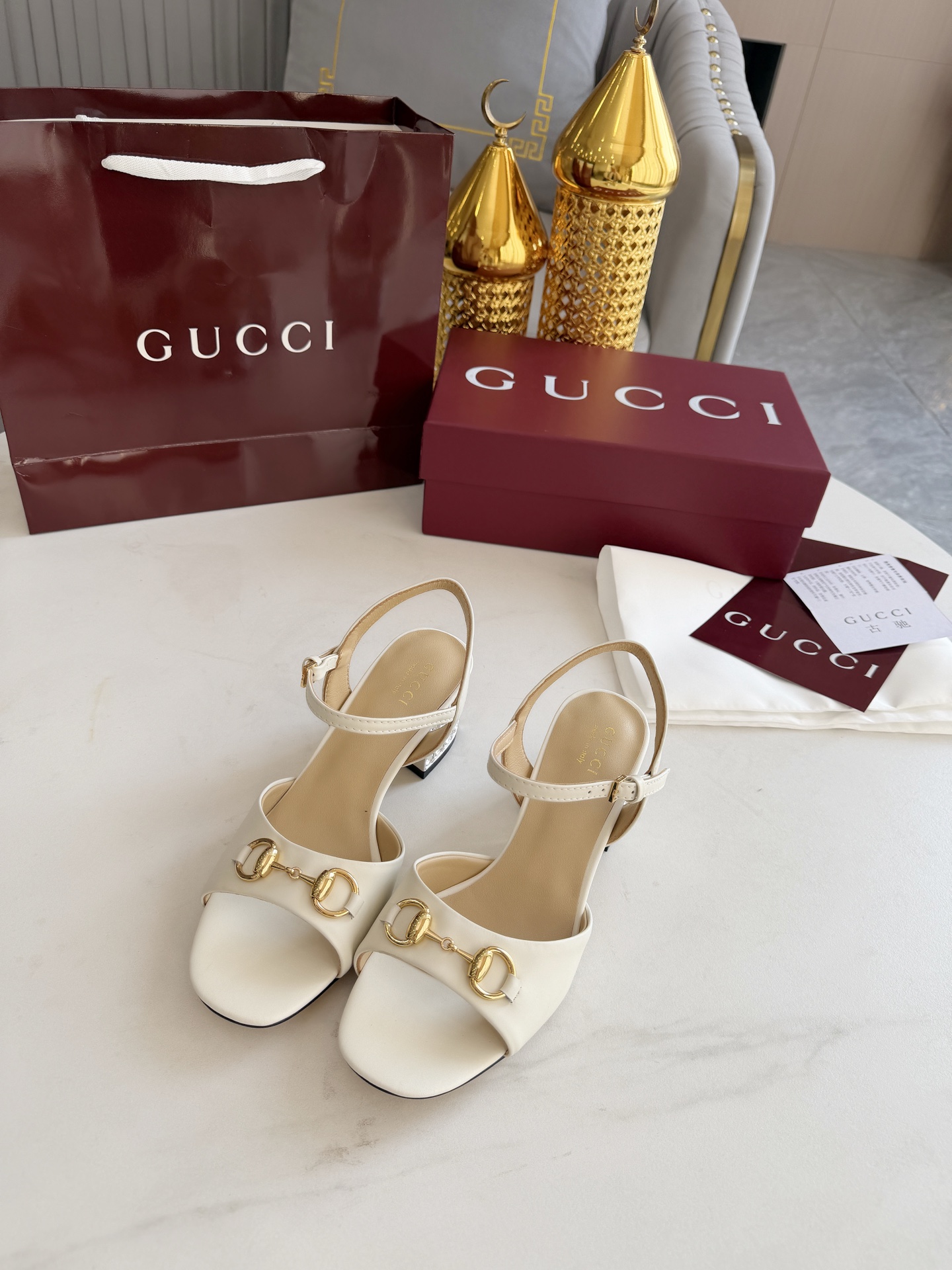 [TOP] GUCCI Shoes - Black - 711 Luxury