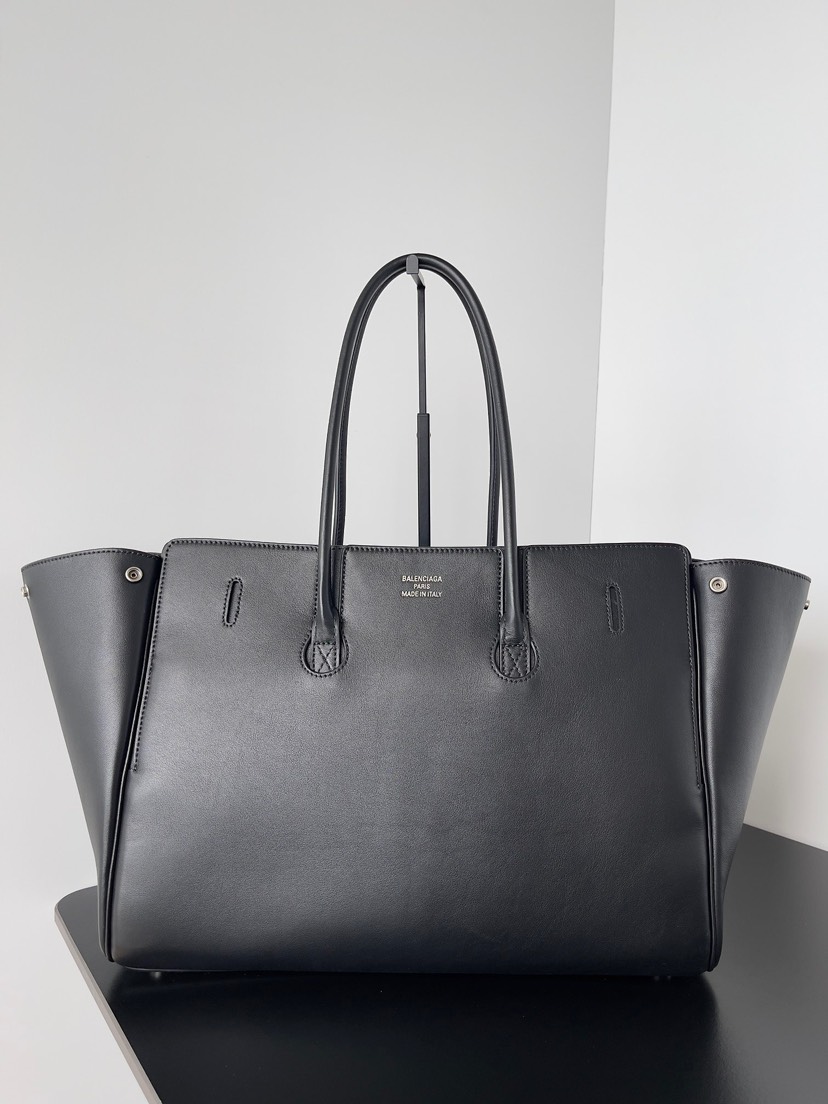 [TOP] BALENCIAGA Bel Air Bag Calfskin 37x26x16.5cm - Black & SHW