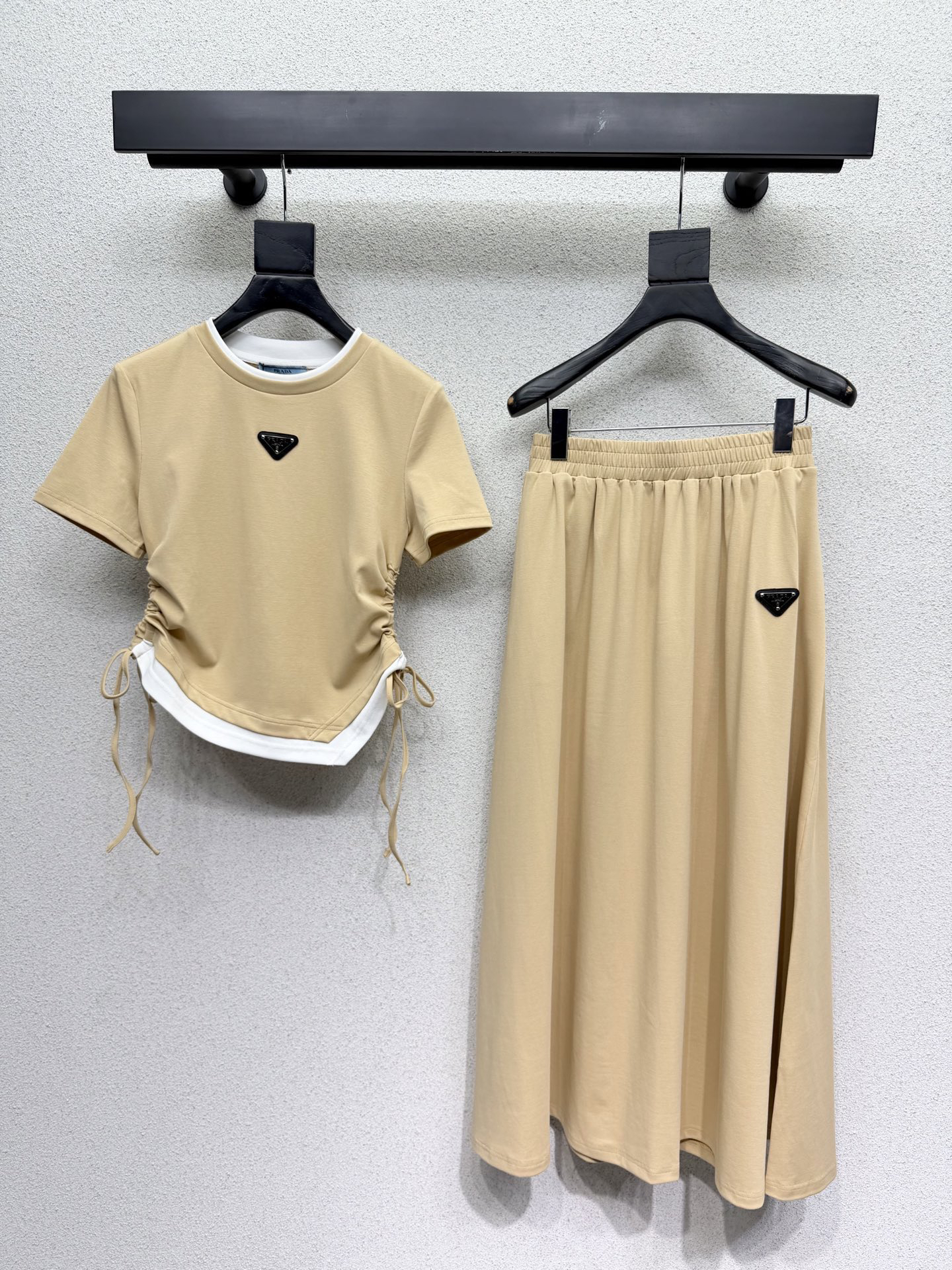 [TOP] PRADA  T-shirt + Pants Suit - 3 Colors