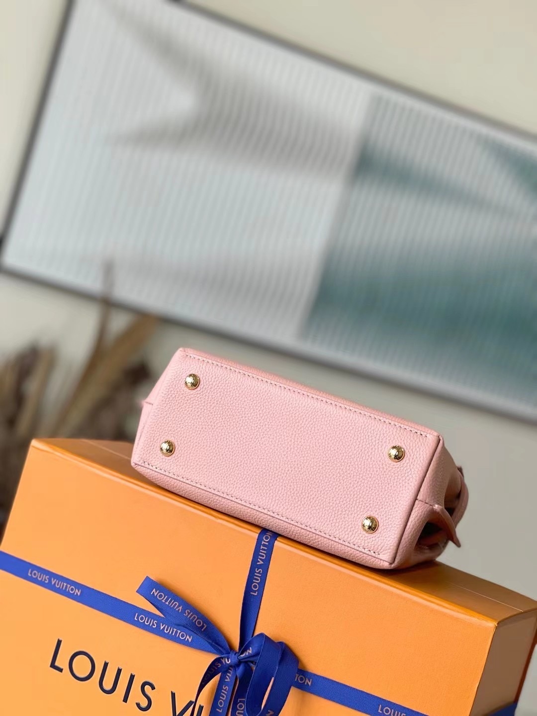 [TOP] Louis Vuitton LV Lockme Ever Handbag 23 x 17 x 10 cm - Pink