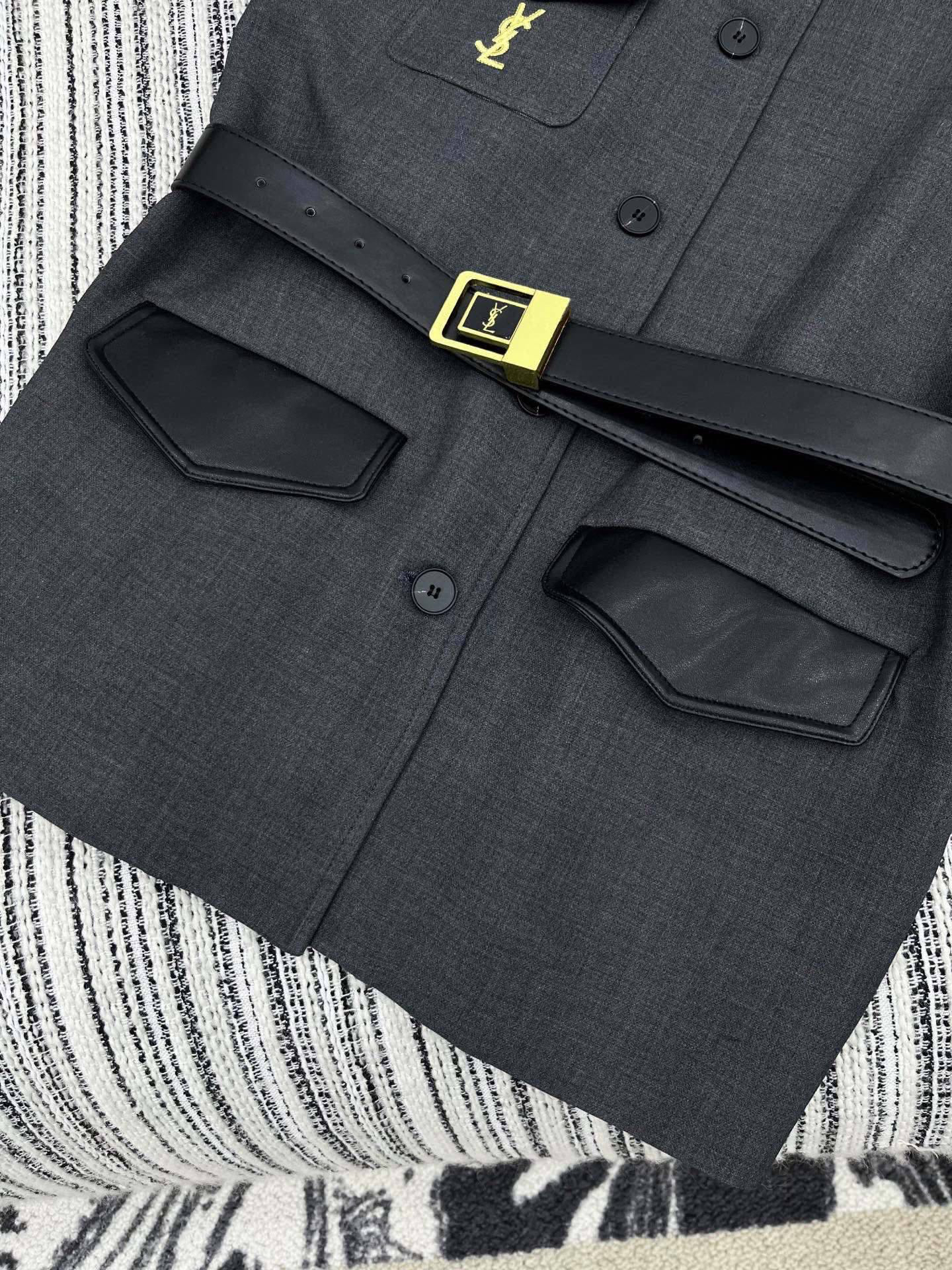 [TOP] Yves Saint Laurent YSL Lapel Blazer - Dark Gray