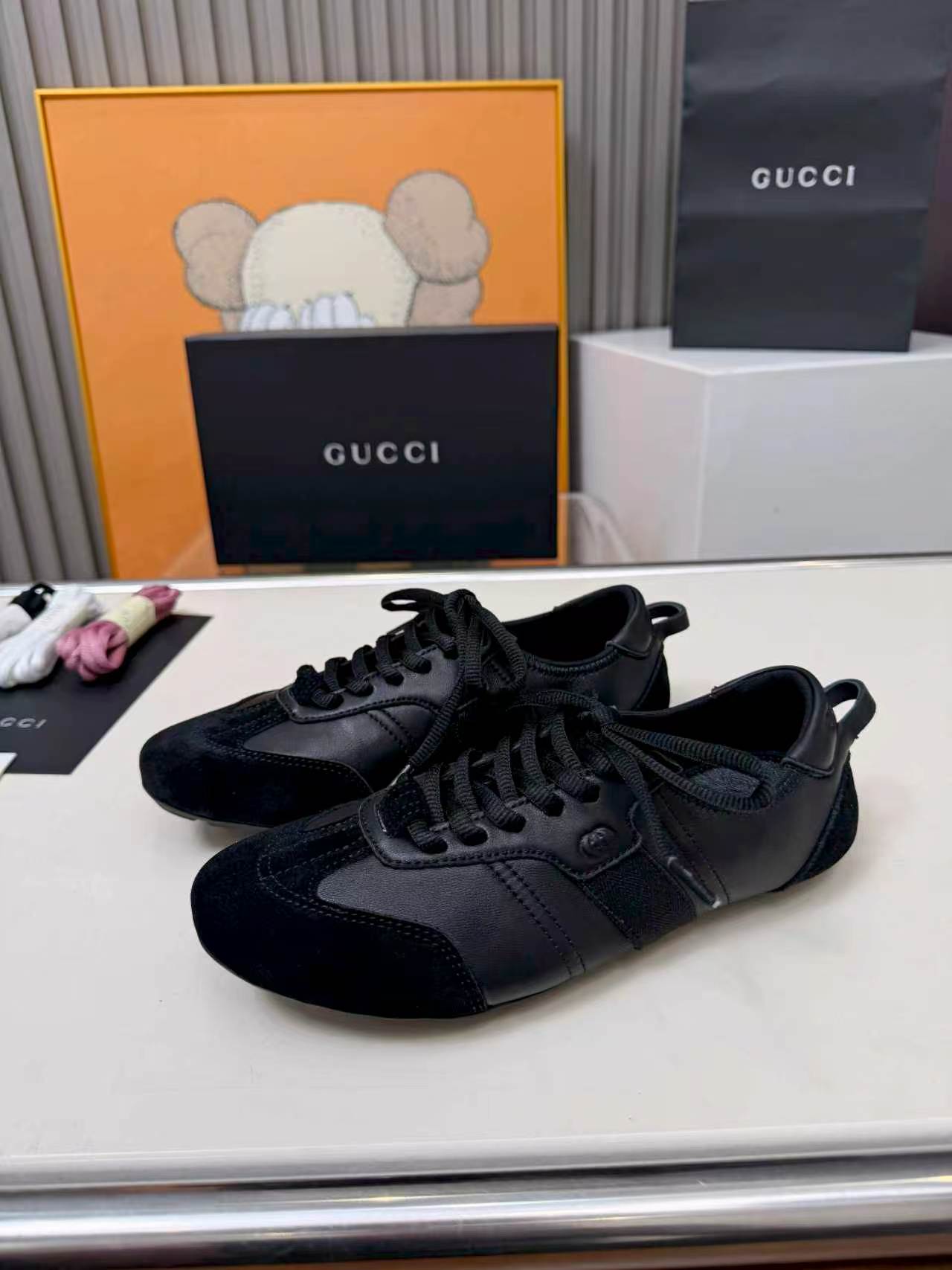 [TOP] GUCCI Sneaker - Black - 711 Luxury