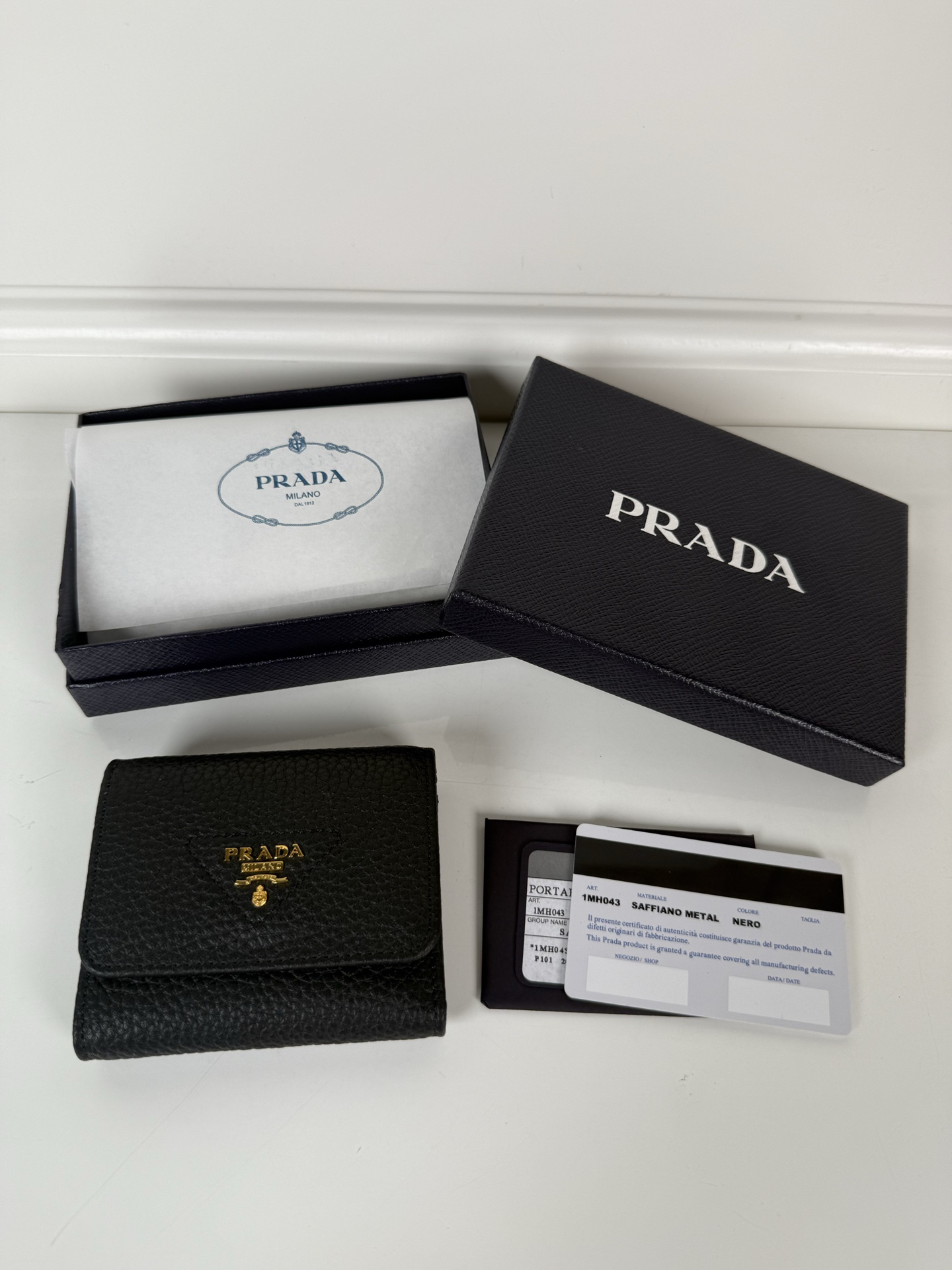 [TOP] PRADA Wallet 10x8.5cm - Black - 711 Luxury