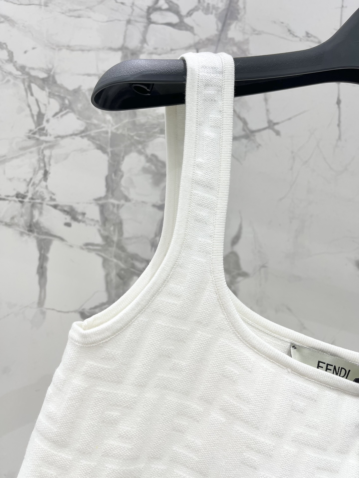 [TOP] FENDI FF Knit Vest - White - 711 Luxury