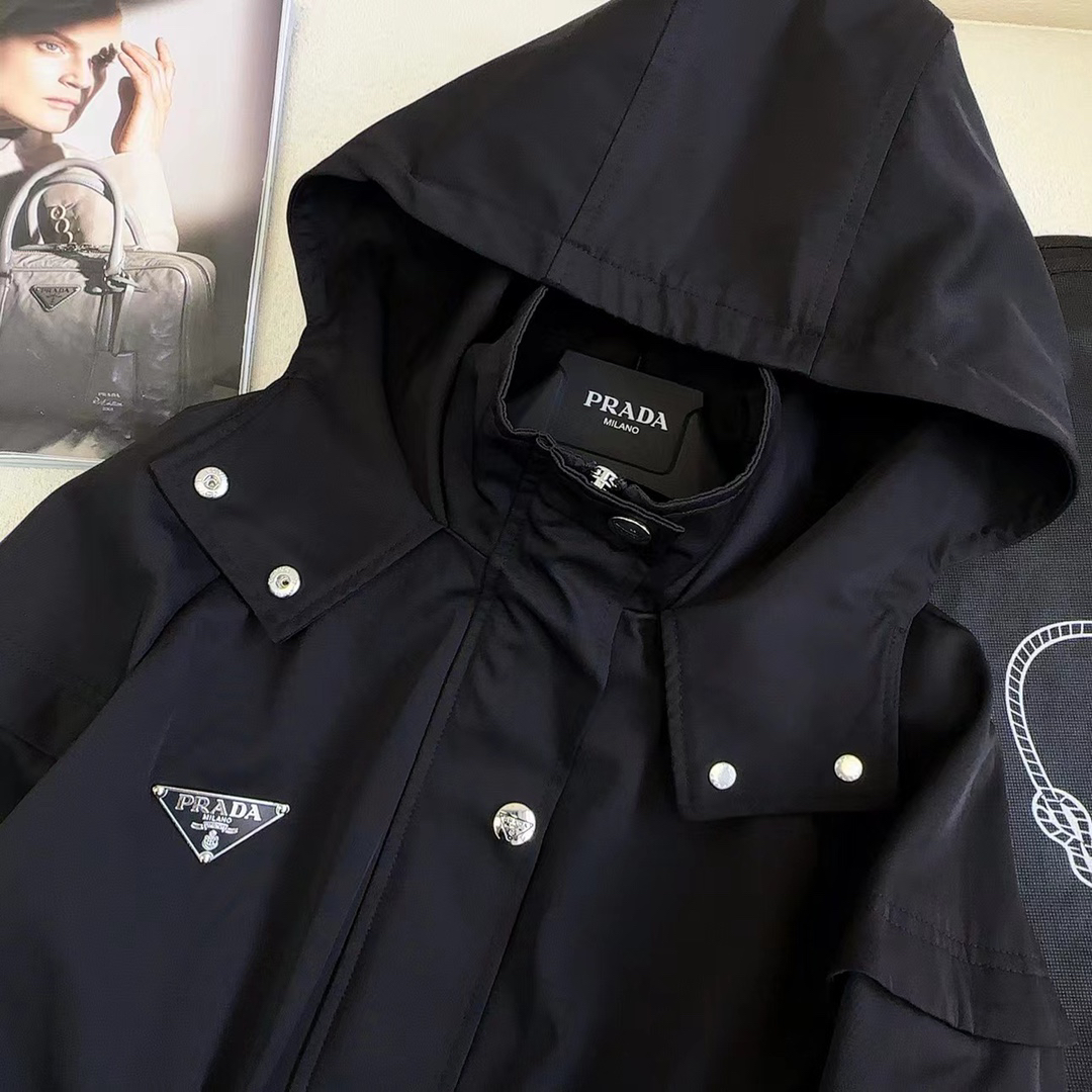 [TOP] PRADA Trench Coat - Black