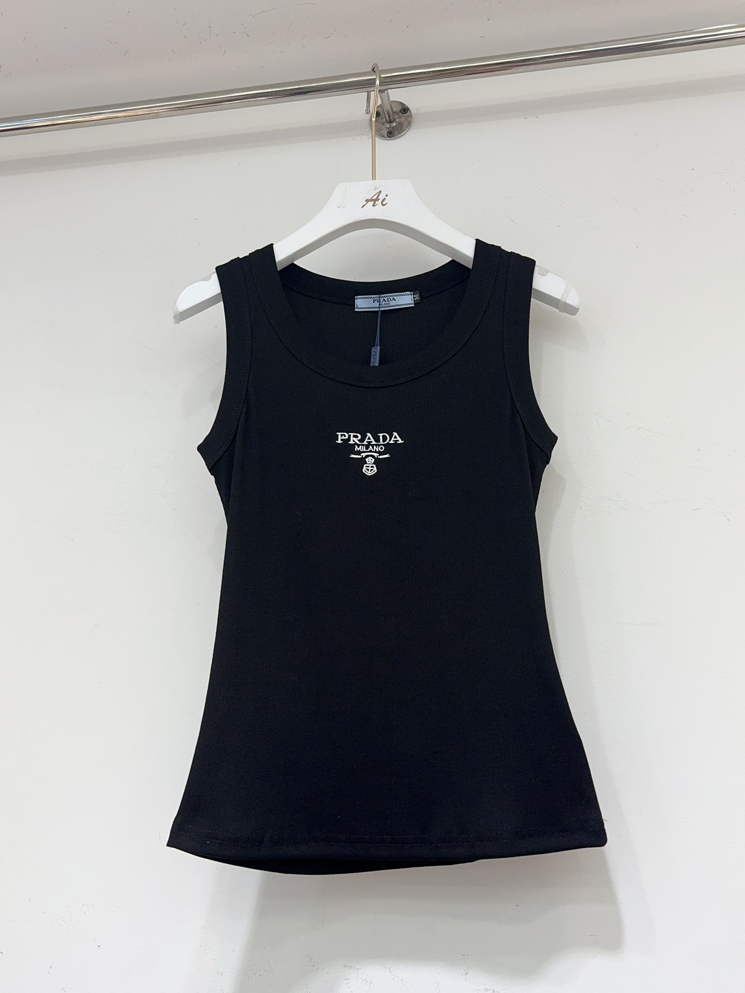 [TOP] PRADA Vest - 2 Color