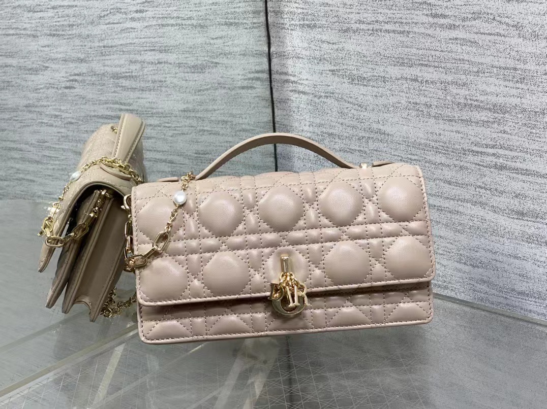 [TOP] Christian Dior Miss Dior Bag 21x11.5x4.5cm - Rouge Apricot - 711 Luxury
