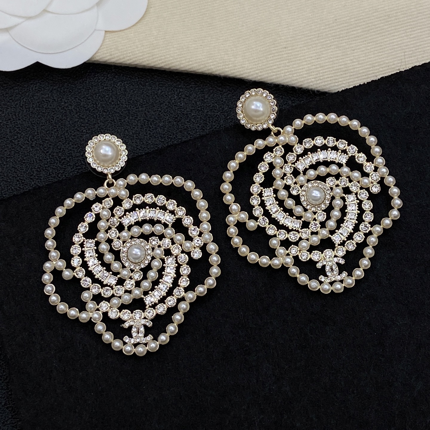[TOP] CHANEL Earrings - Gold - 711 Luxury