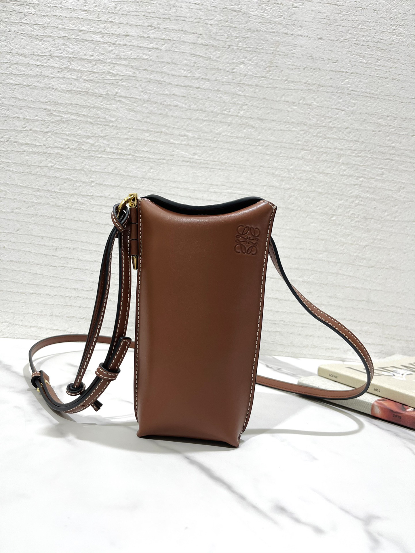 [TOP] LOEWE Small Leather Crossbody Bag 8*19*4 cm - Brown
