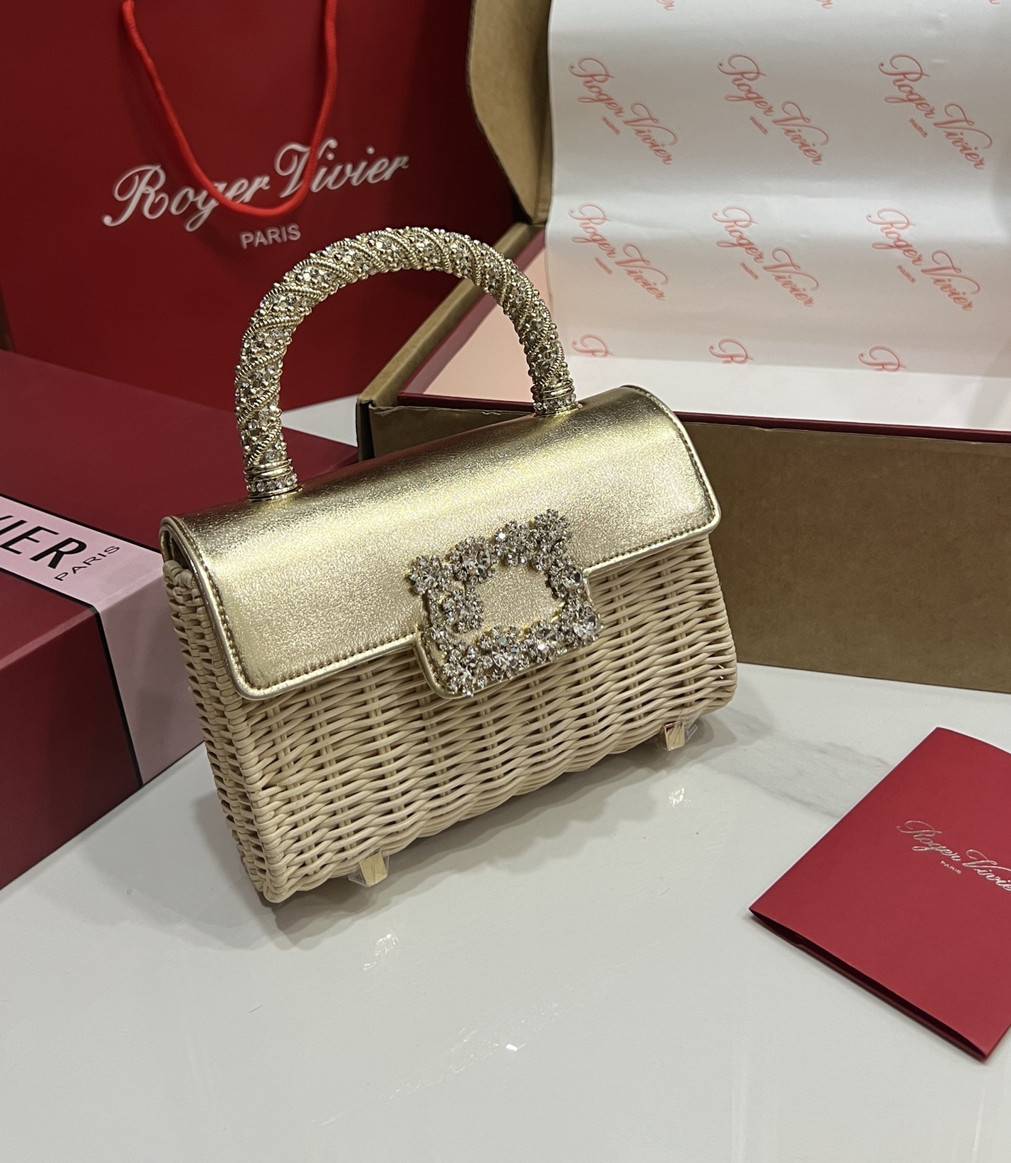 [TOP] ROGER VIVIER Diamond Bag 19-4-13 CM - Gold - 711 Luxury