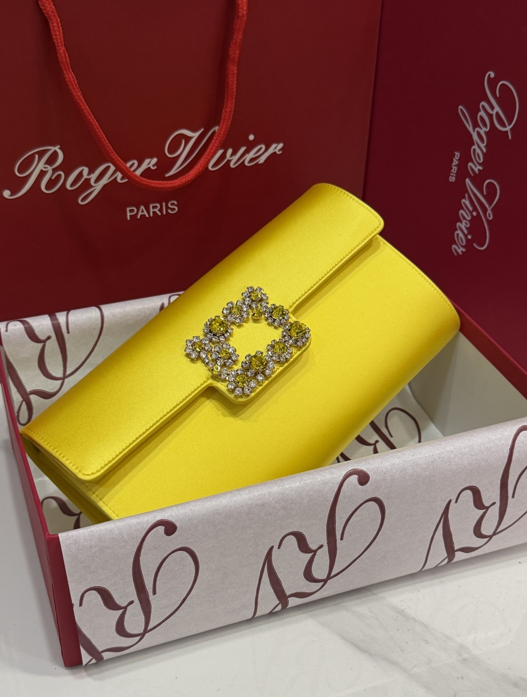 [TOP] ROGER VIVIER Diamond Bag 24-13-3 CM - Yellow - 711 Luxury