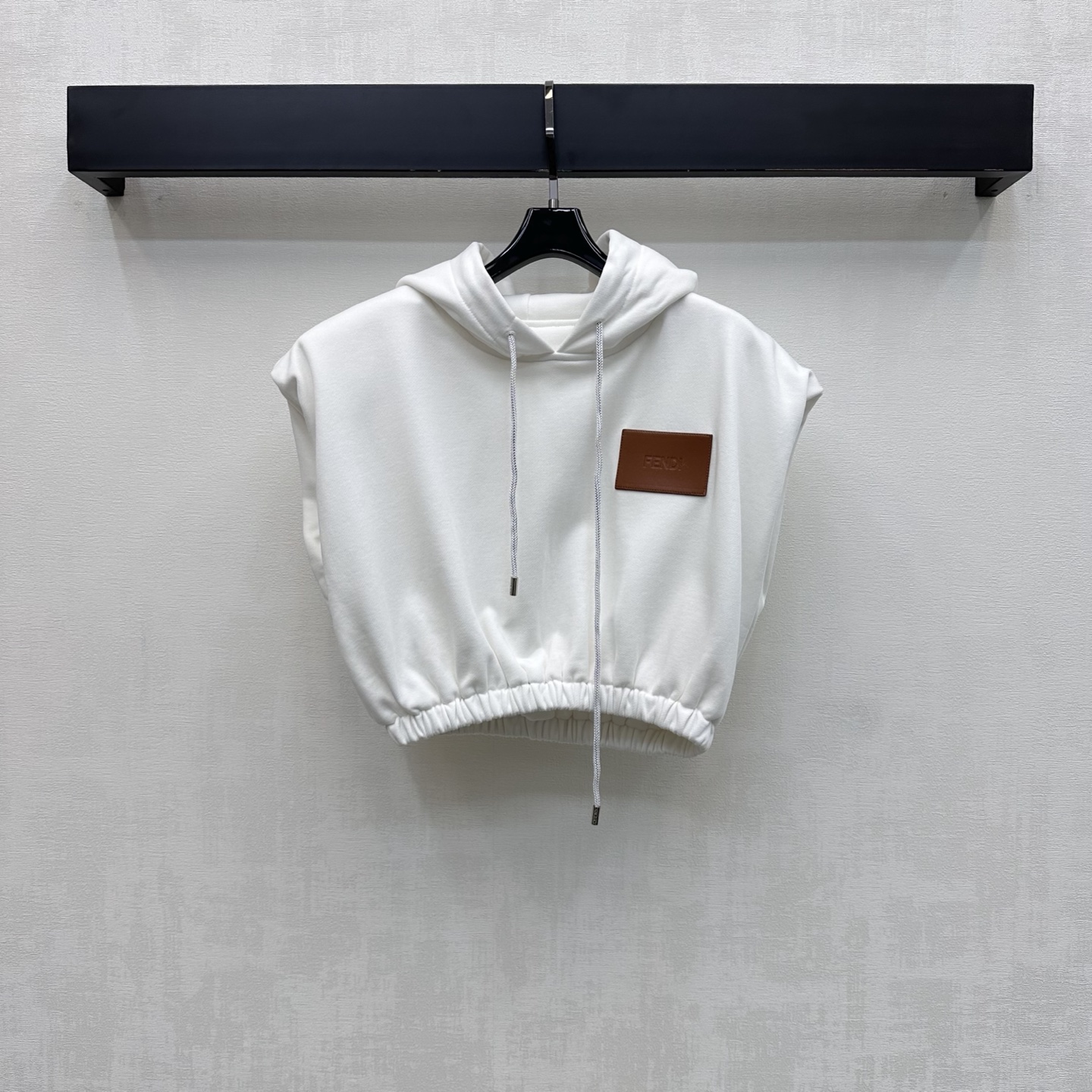 [TOP] FENDI Hoodie + Shorts Set - White - 711 Luxury