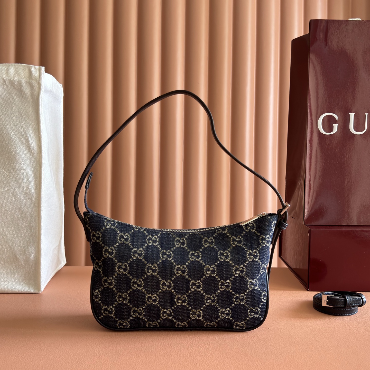 [TOP] GUCCI Generation Gucci Bag 22 x 14 x 5.5 cm - Blue - 711 Luxury
