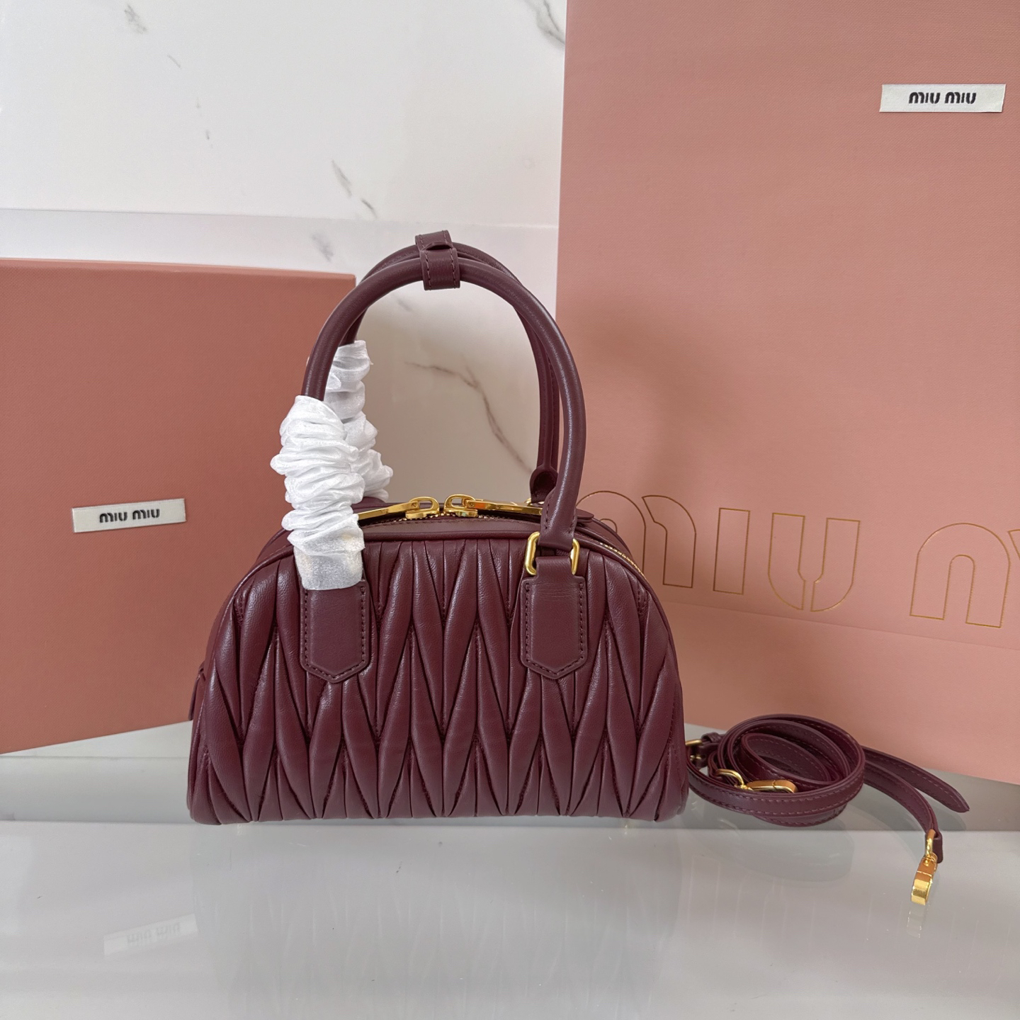 [TOP] Miu Miu Arcadie Handbag  22x13x10.5cm - Claret Red - 711 Luxury