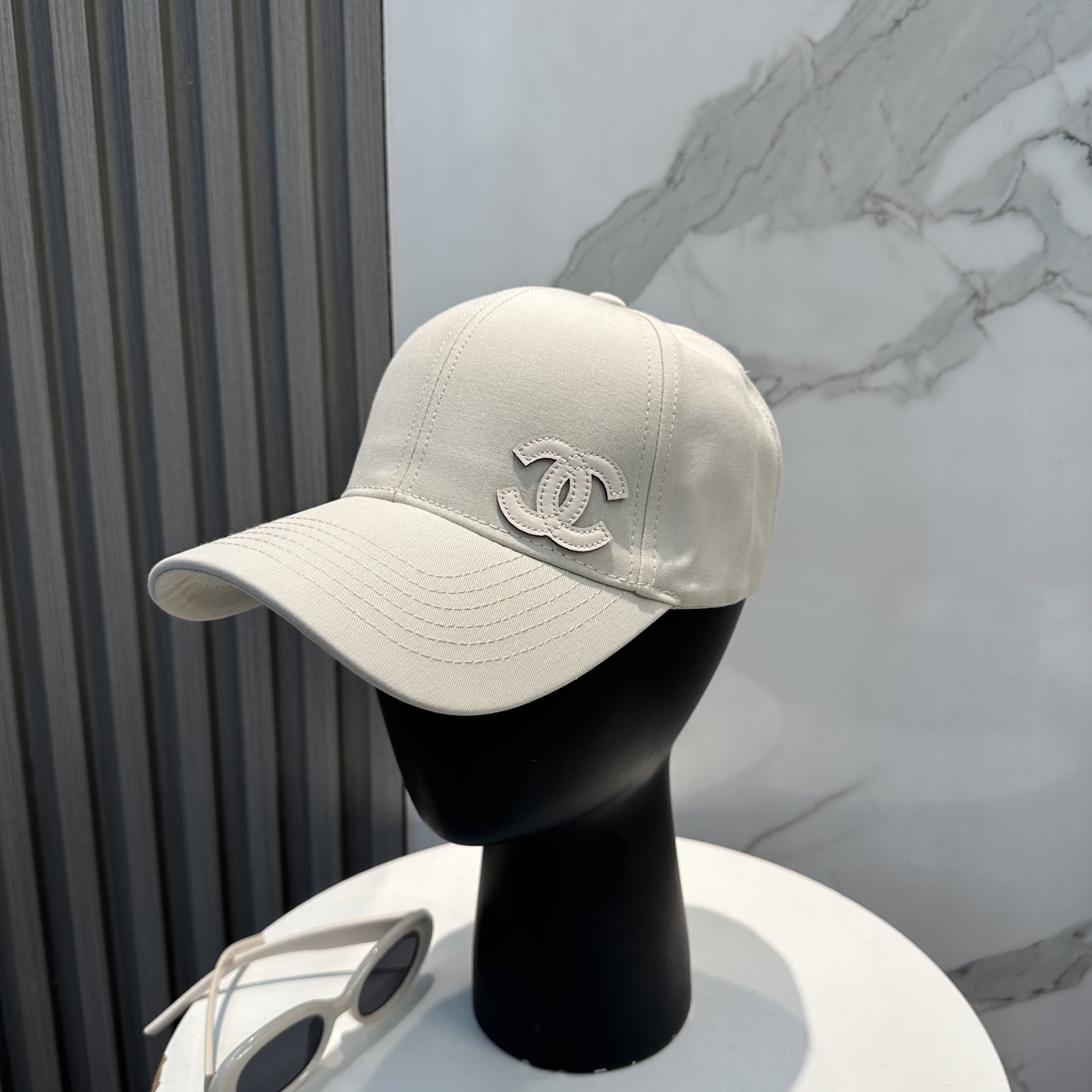 [TOP] CHANEL Hat -White - 711 Luxury