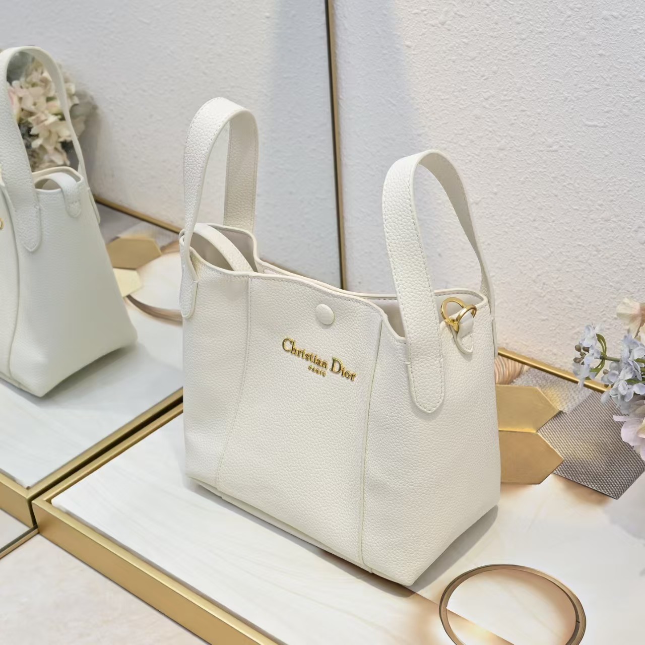[TOP] Christian Dior CD Signature  Hobo Bag 21*19*11cm - White - 711 Luxury