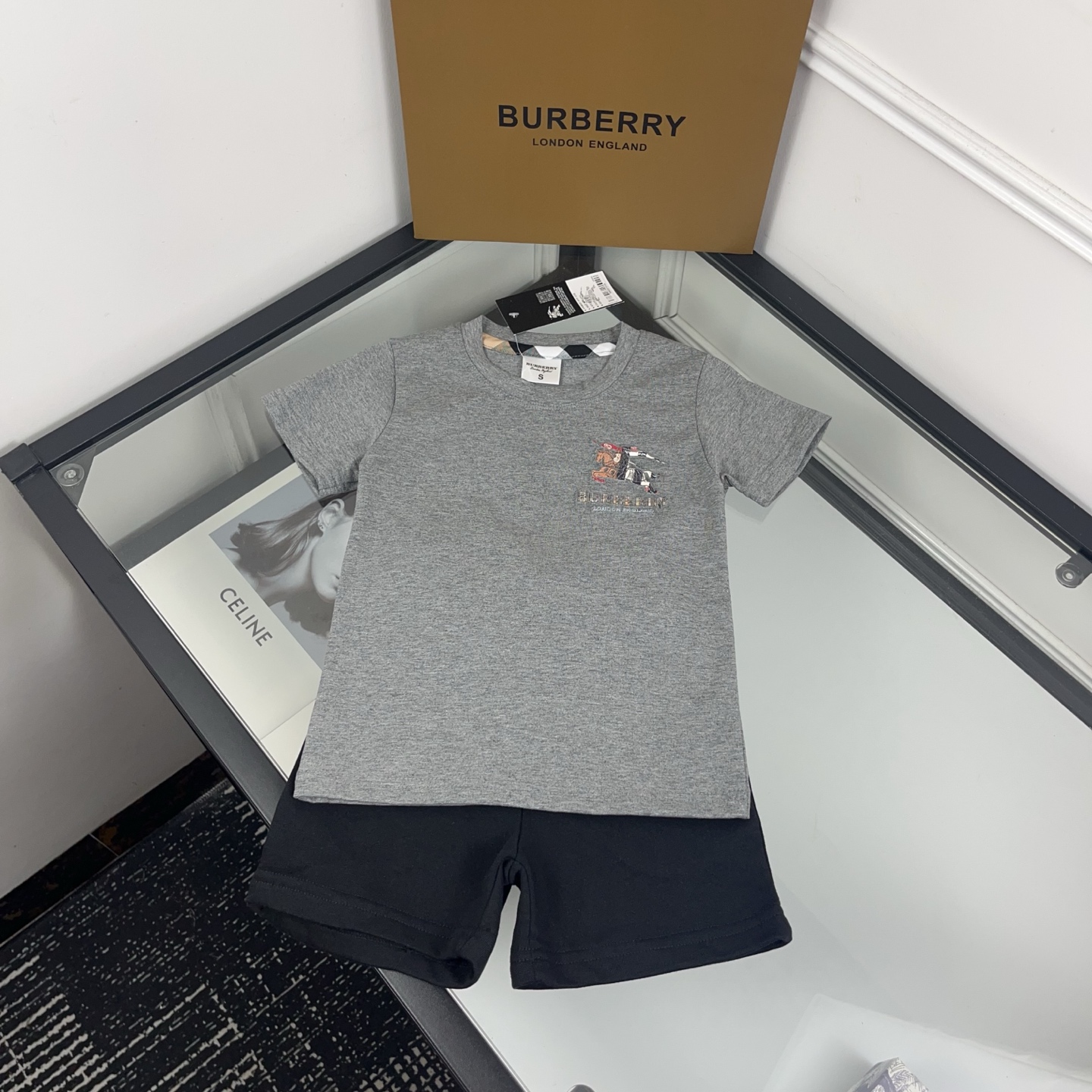 Burberry Unisex Kids Grey Embossed Equestrian Knight Print Short Sleeve T Shirt & Solid Black Elastic Waist Knit Shorts Two Piece Casual Matching Set Boys Girls Sizes 90-130