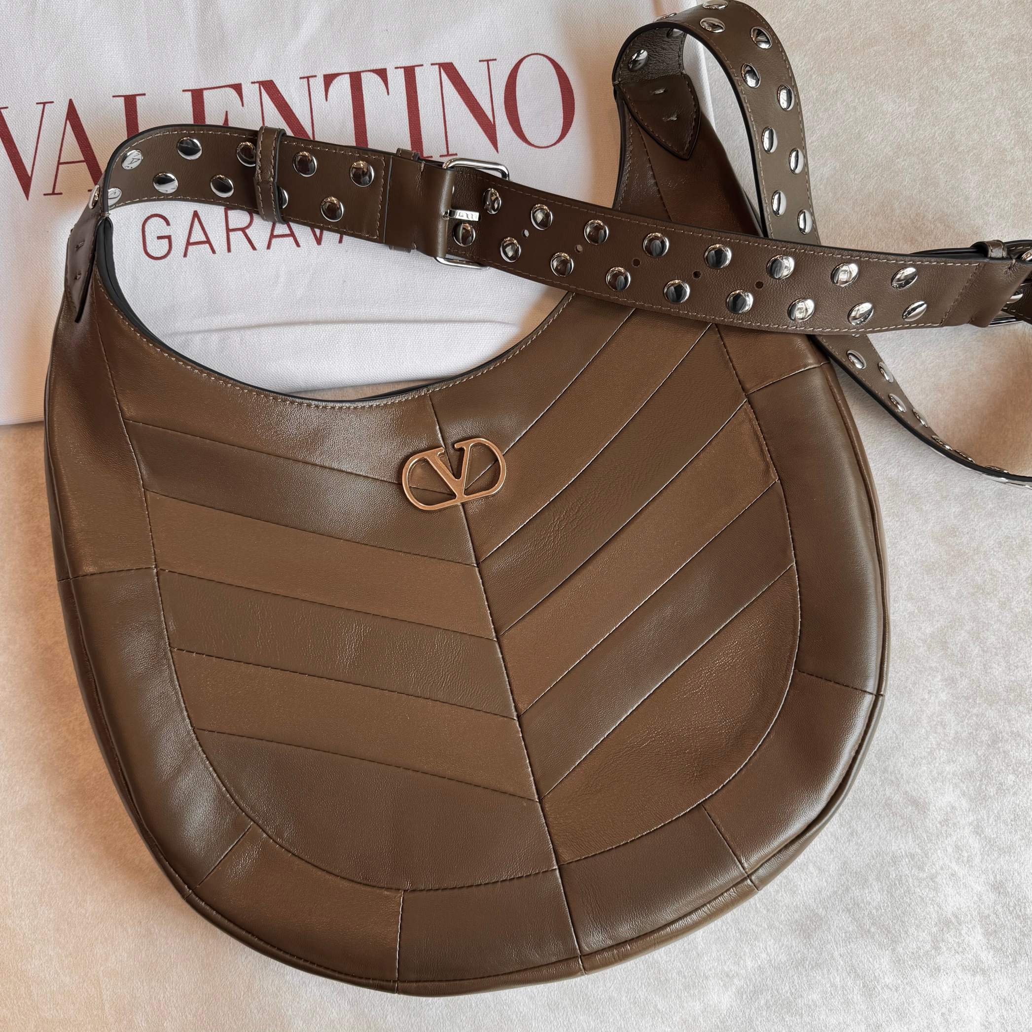 [TOP] VALENTINO GARAVANI  HOBO Bag 28X 21.5X 3 cm - Brown