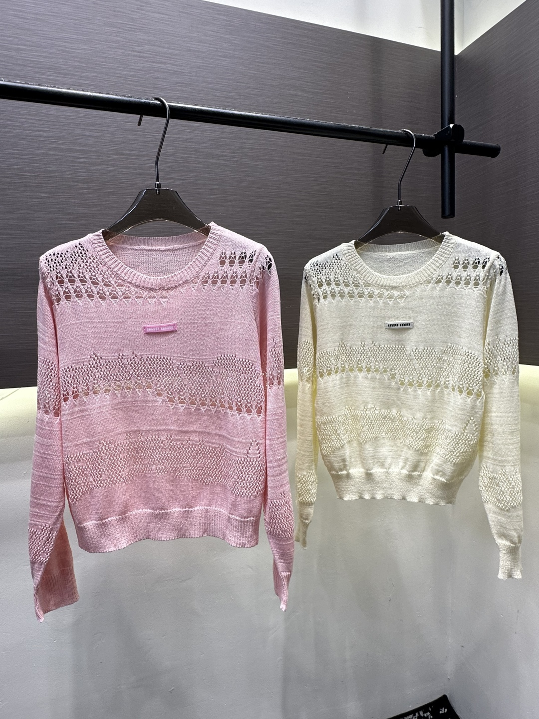 [TOP] Miu Miu Knitted Long-sleeved Shirt - 2 Colors - 711 Luxury