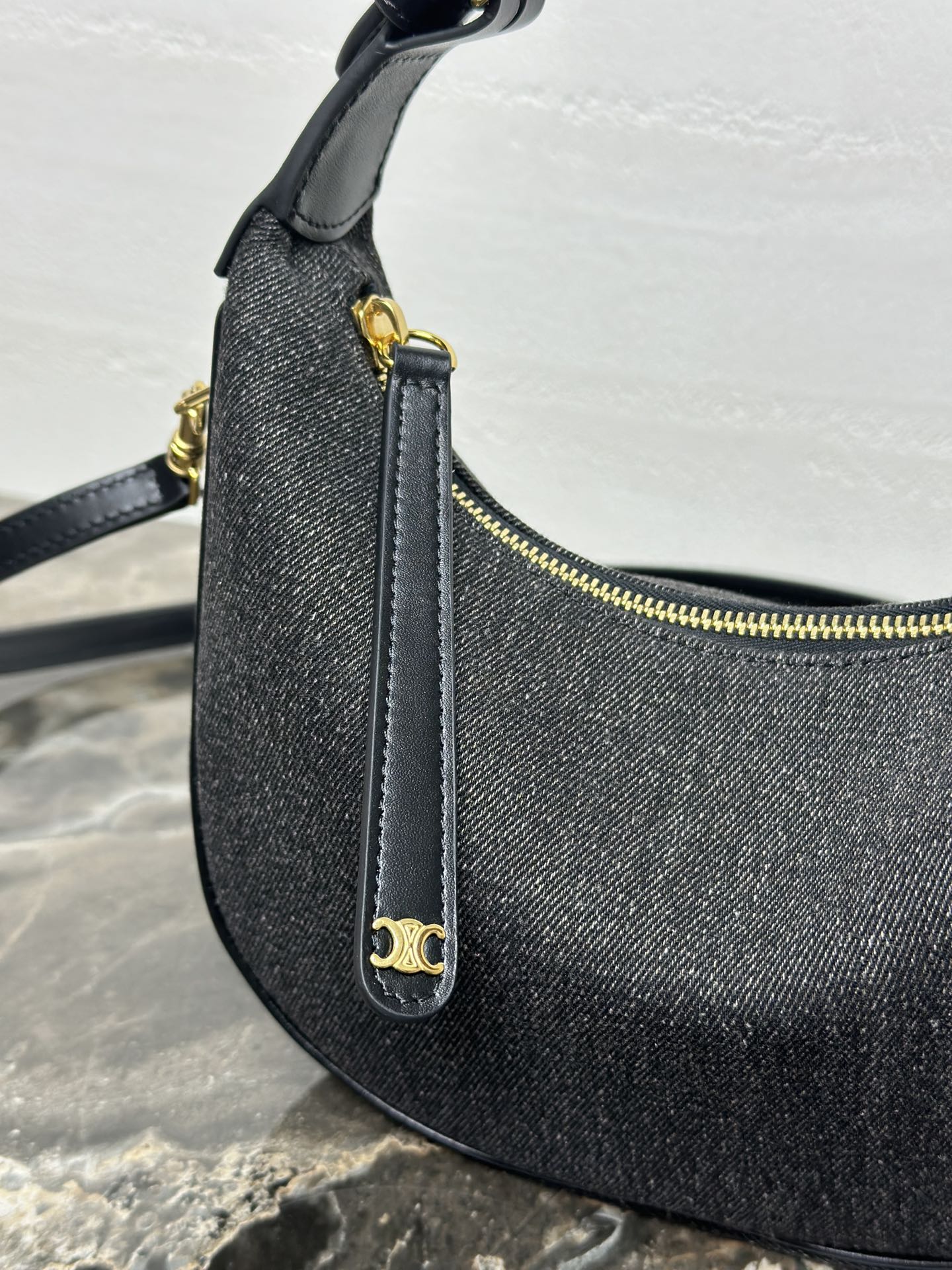 [TOP] CELINE Teen Lulu Bag Denim/Calfskin 21x24x5cm - Black