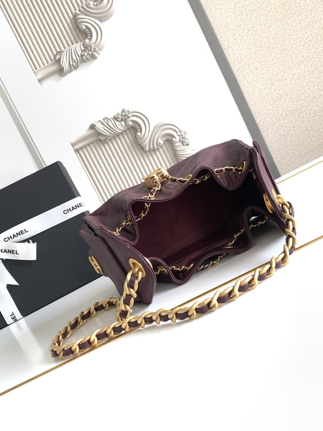 [TOP] CHANEL Mini Hobo Bag 20x22x12.5CM - Claret