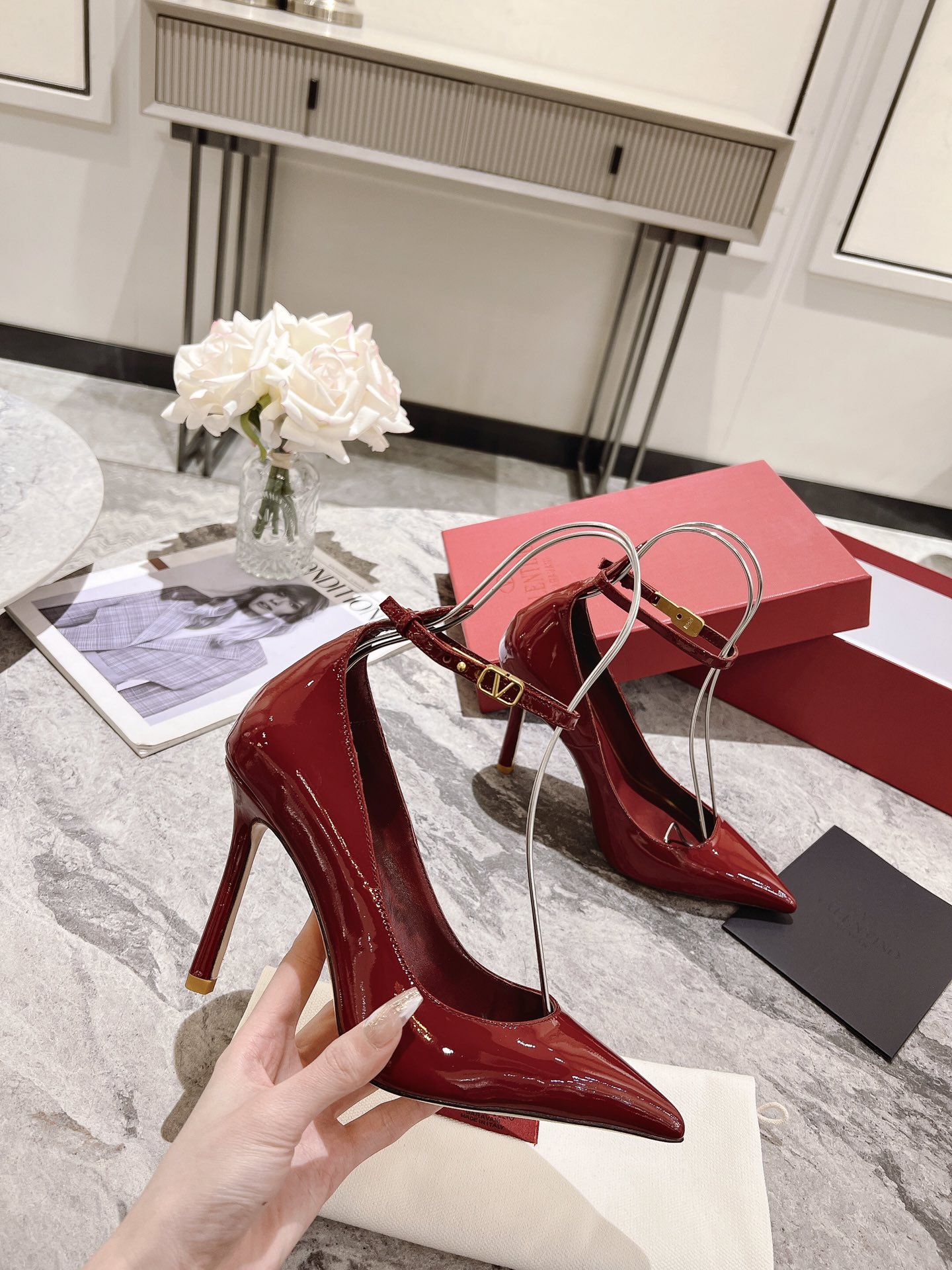 [TOP] VALENTINO High-heeled Shoes  - Red - 711 Luxury