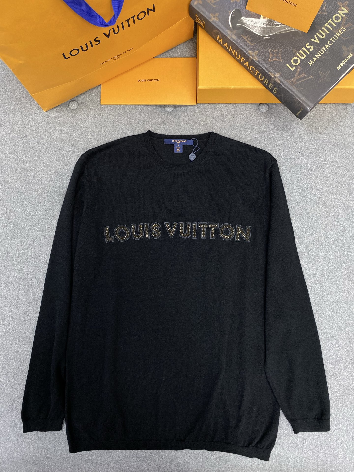 Louis Vuitton Clothing LOUIS VUITTON Brushed Knitted Sweater #384487 View 2 | Nigo Office