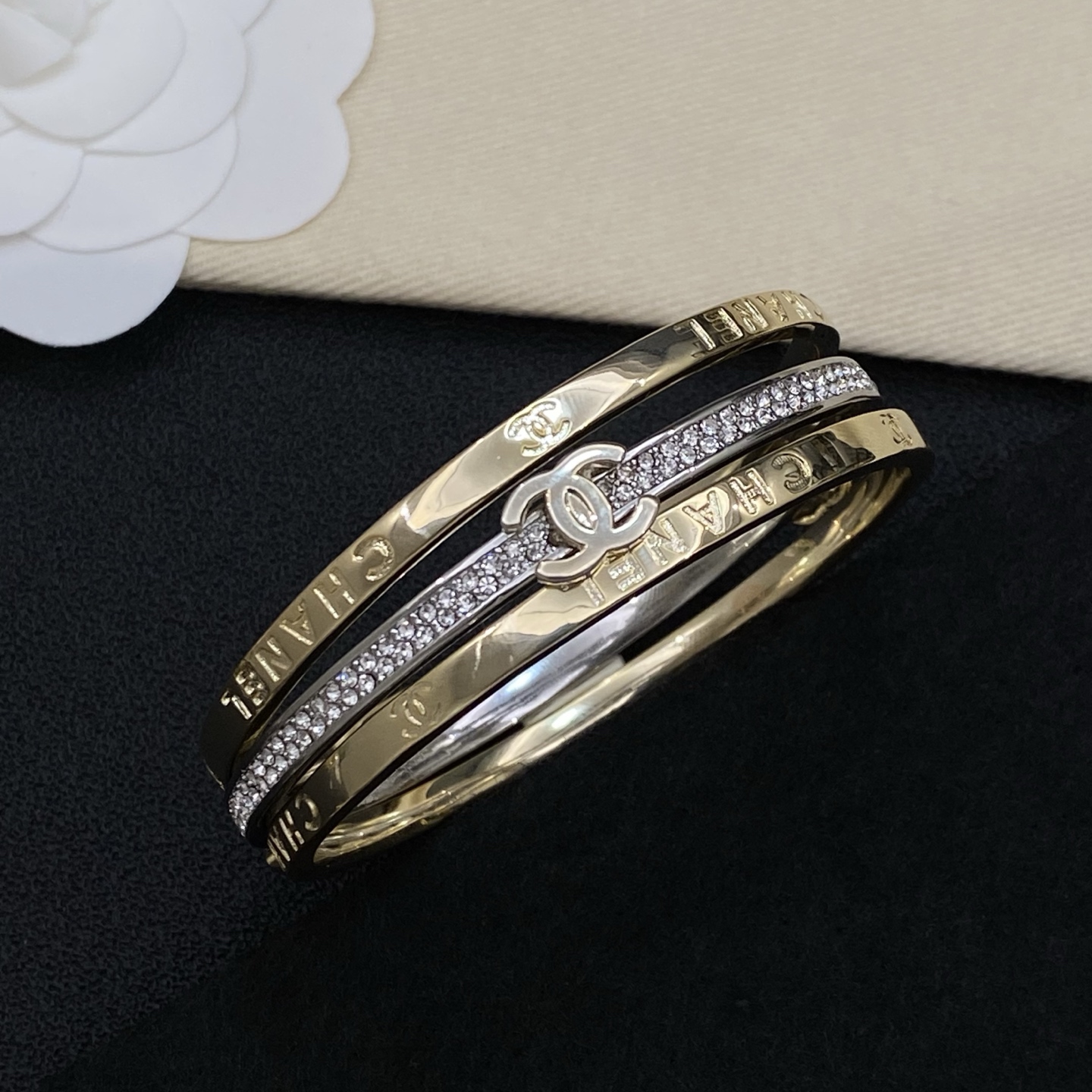 [TOP] CHANEL Bracelet Set - Gold and Silver - 711 Luxury