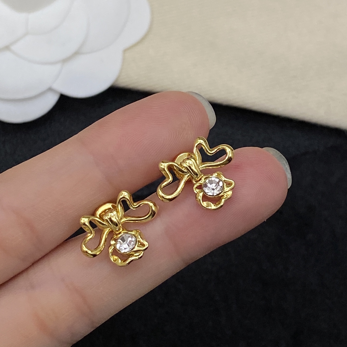 [TOP] Christian Dior Earrings - 2 Color - 711 Luxury