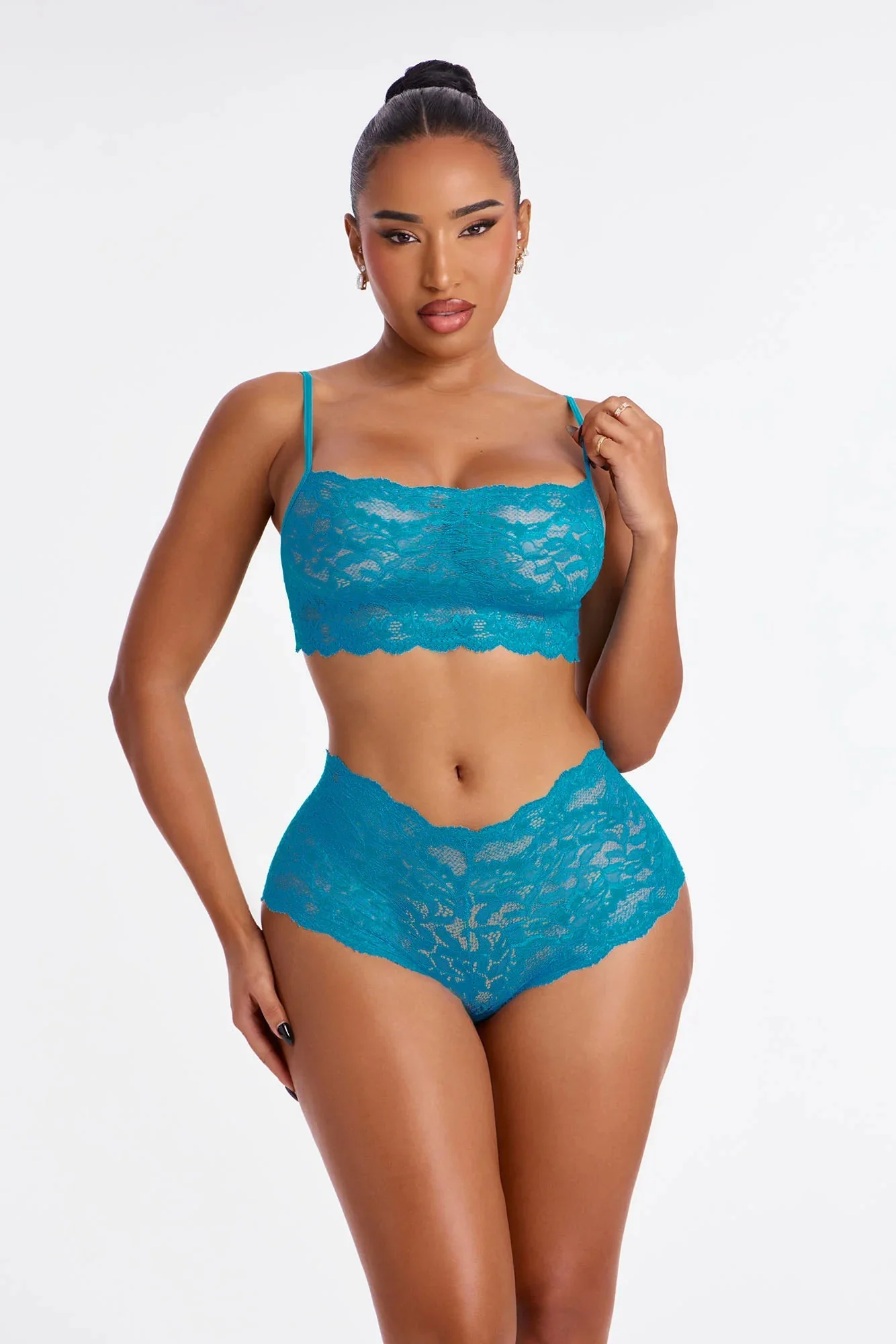 Sultry Moments Lace 2 Piece Set - Black