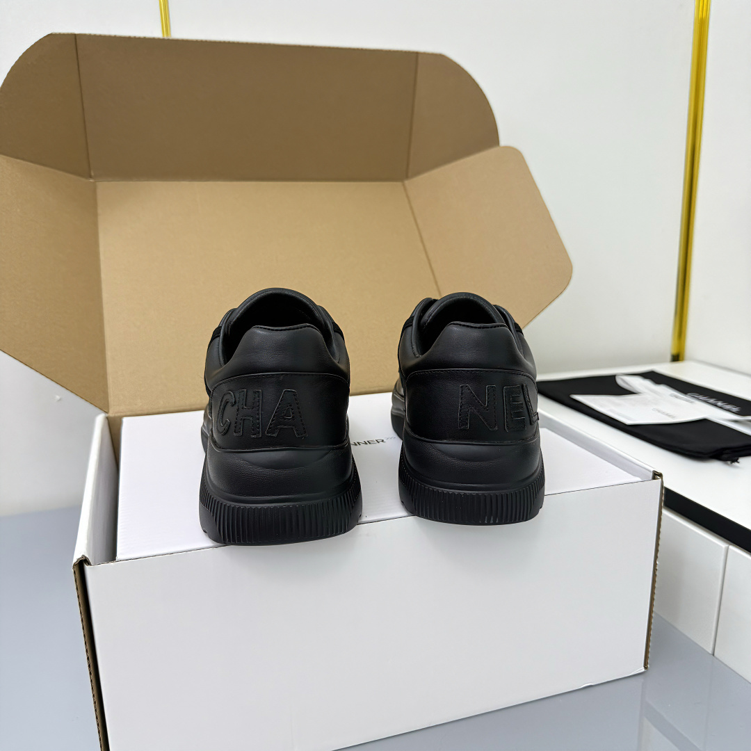 [TOP] CHANEL Sneakers - Black