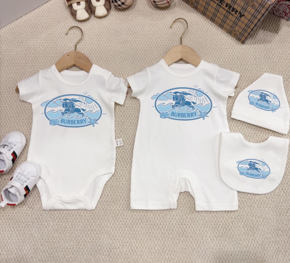 Burberry Unisex Baby White Ocean Knight Print Short Sleeve Bodysuit Romper Toddler Sizes 59-90 infant
