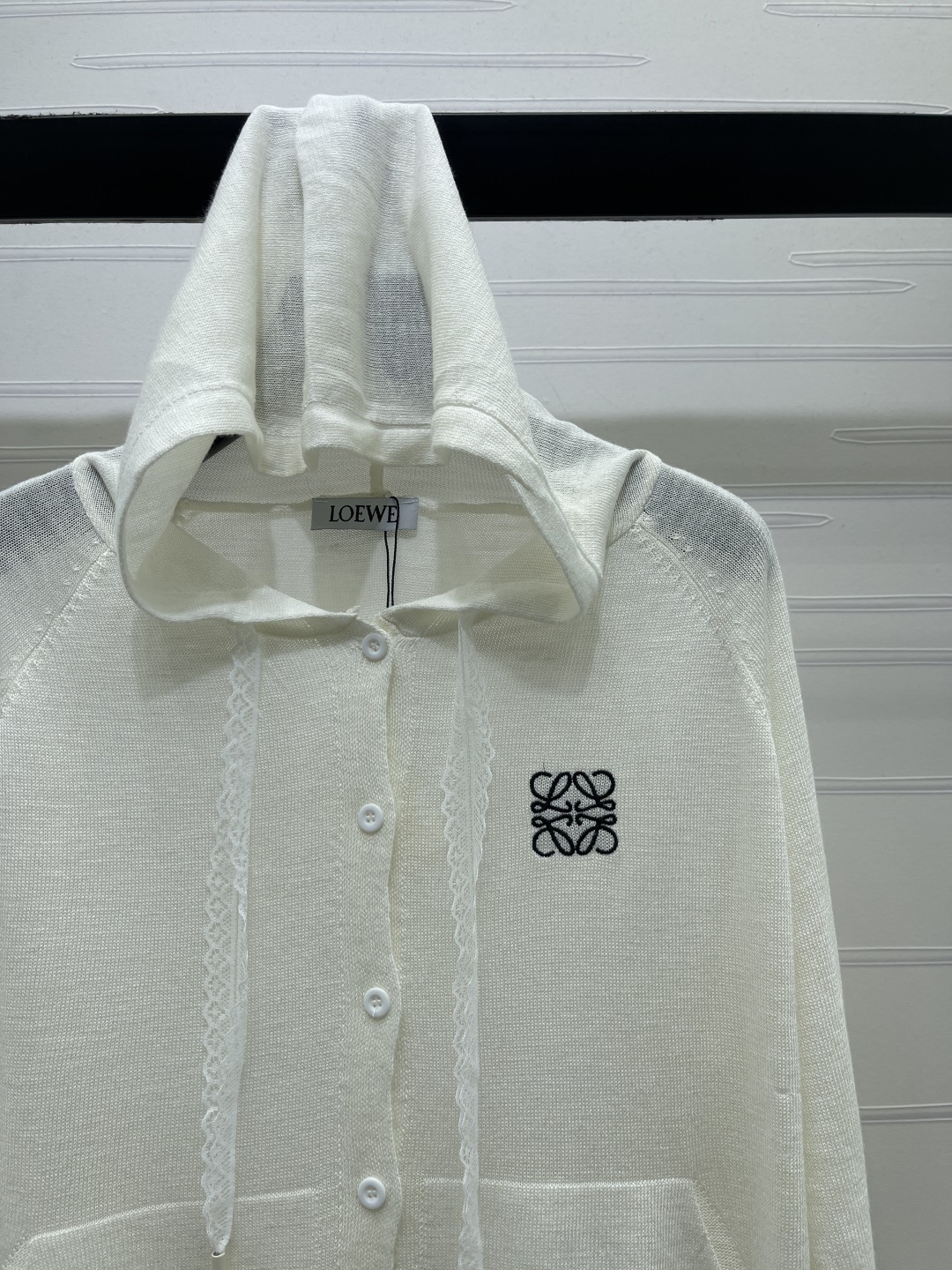 [TOP] LOEWE Hooded Long-sleeved Cardigan - White