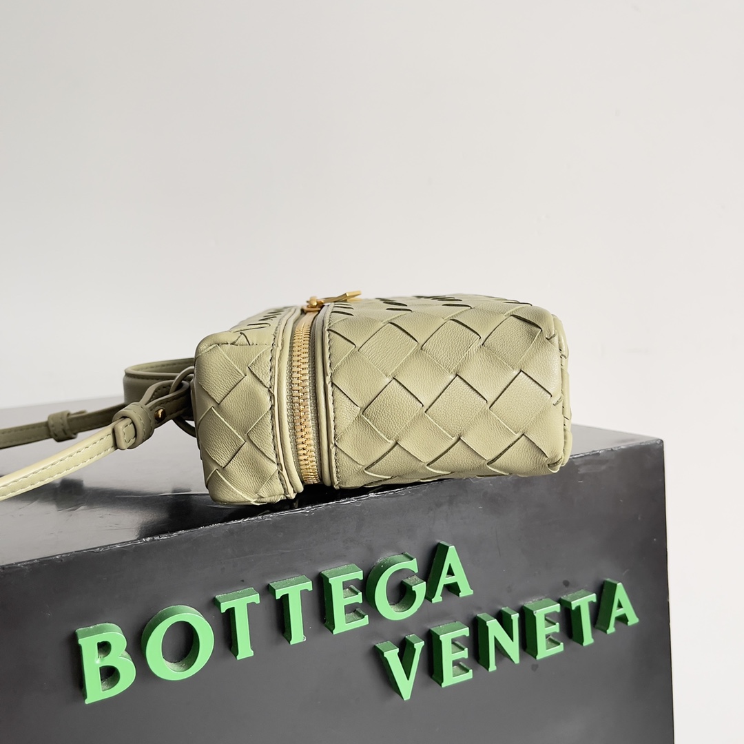 Bottega Veneta