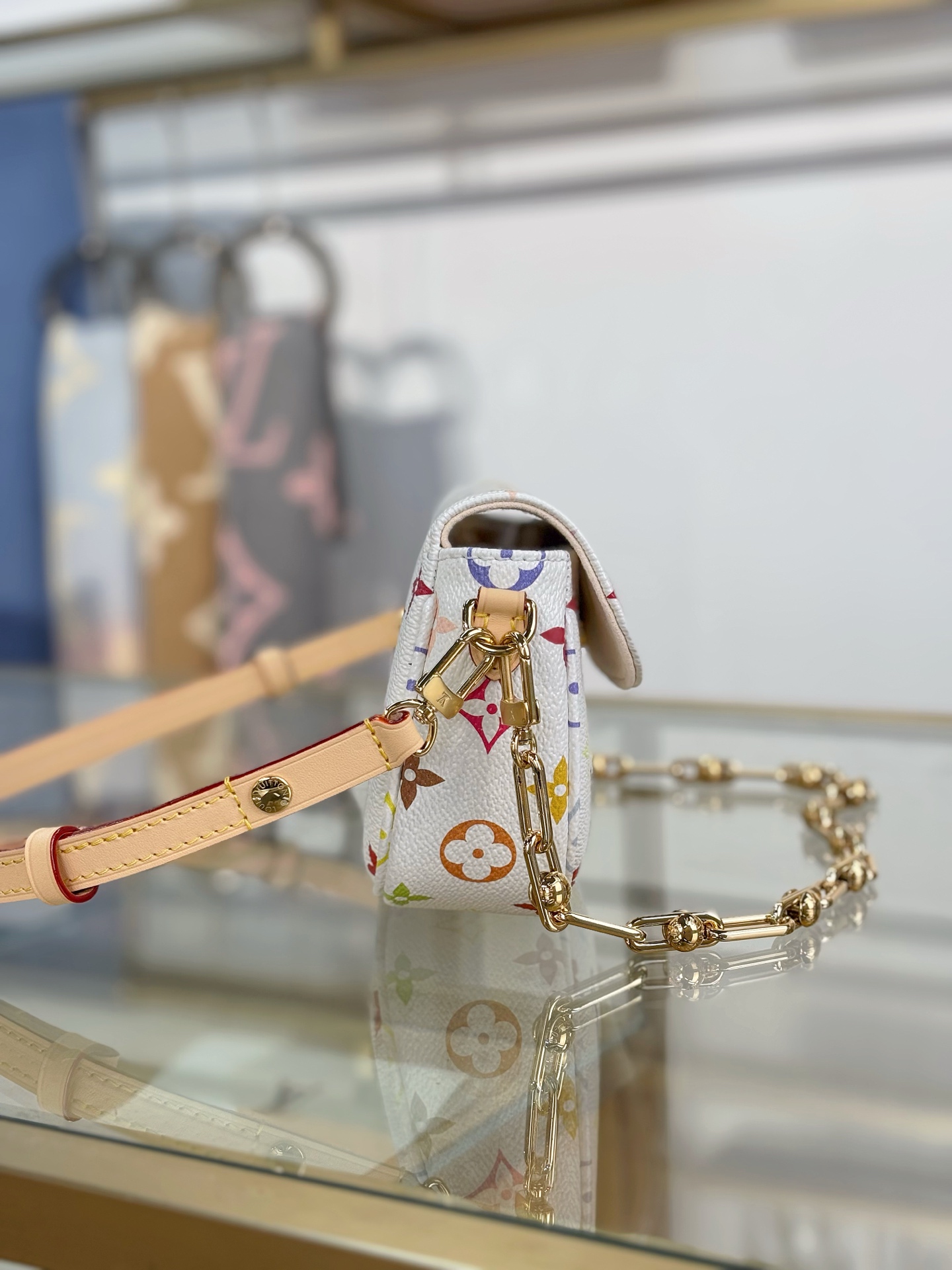 [TOP] Louis Vuitton LV x TM Wallet On Chain IVY Bag 23.5 x 12 x 4.3 cm - White