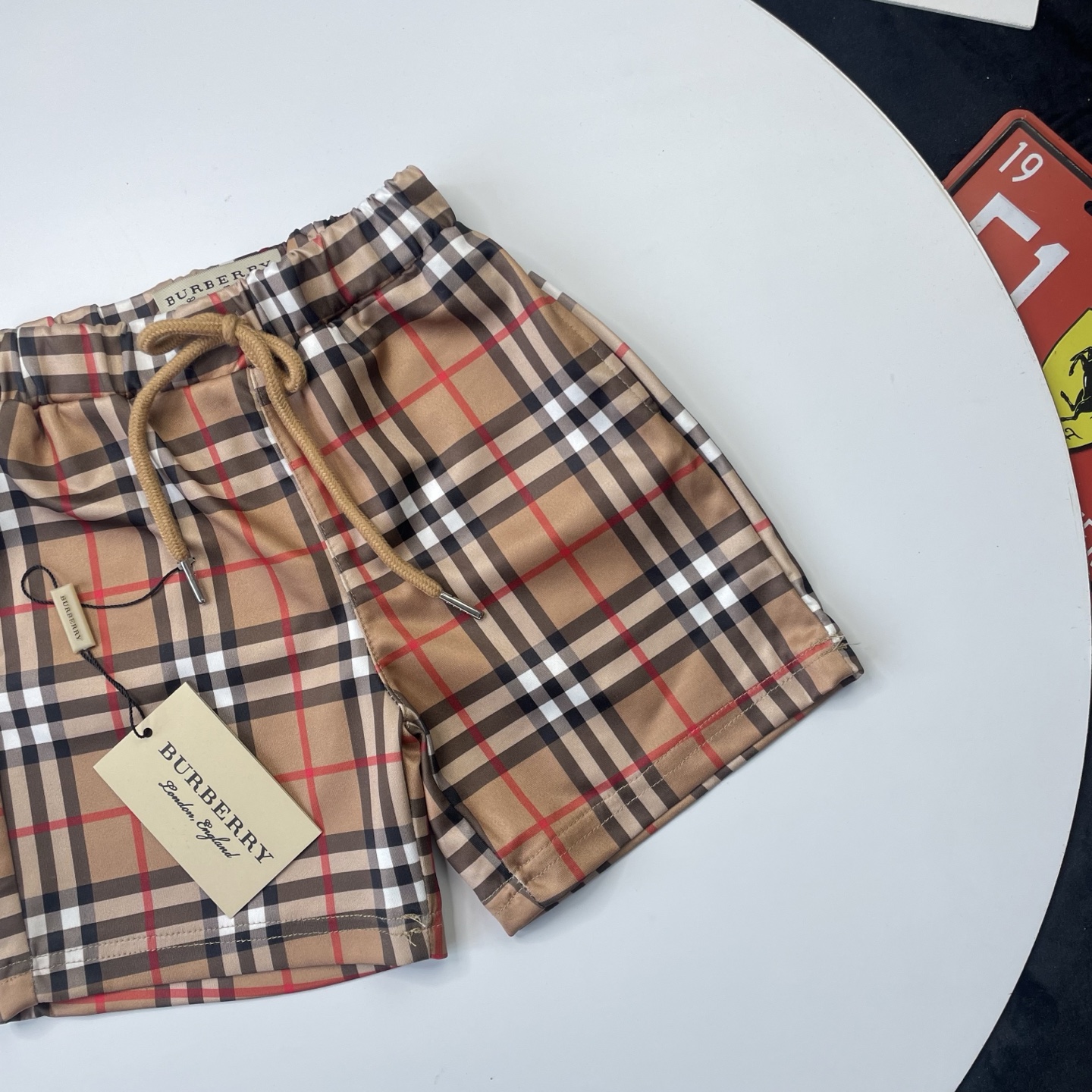 Burberry Unisex Kids Full Vintage Check Drawstring Elastic Waist Casual Healthy Shorts Boys Girls Sizes 100-150, Single Kids Plaid Beach Short Pants