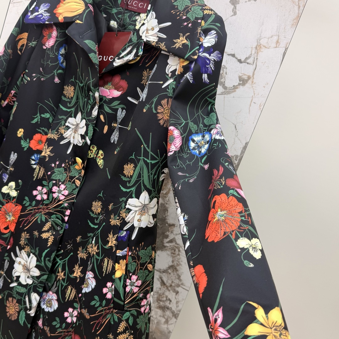 [TOP] GUCCI Coat - Black