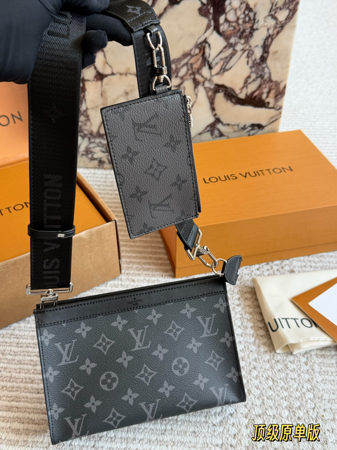 Louis Vuitton Black Leather Clutch with Detachable Strap and Zipper Closure (Replica)